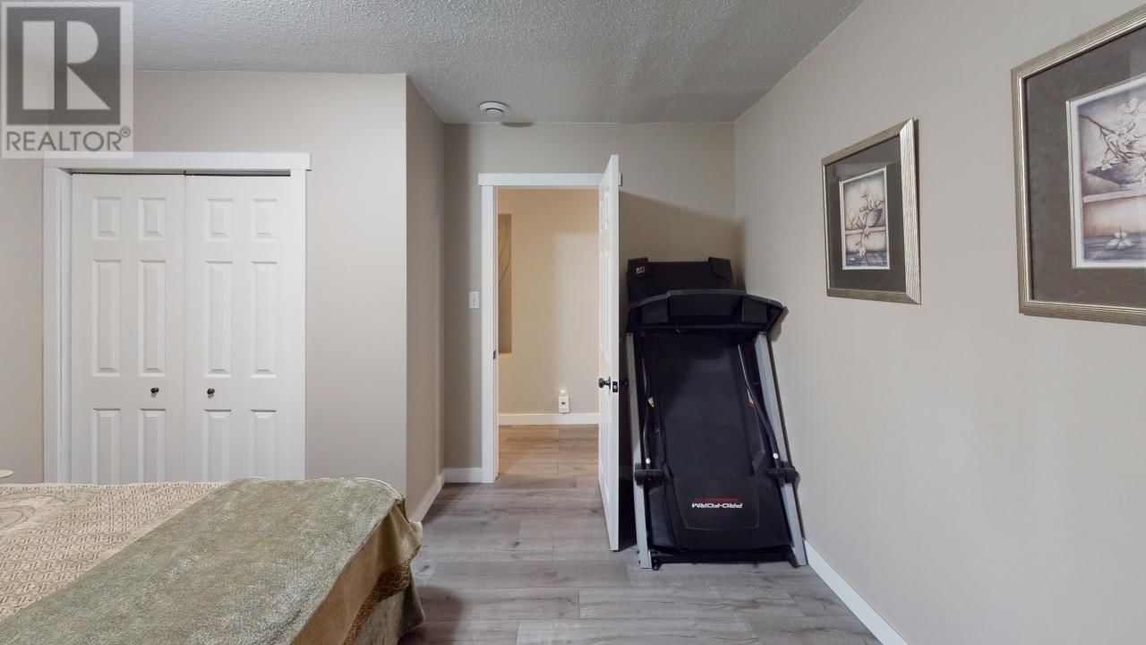9308 112 AVENUE Image 16