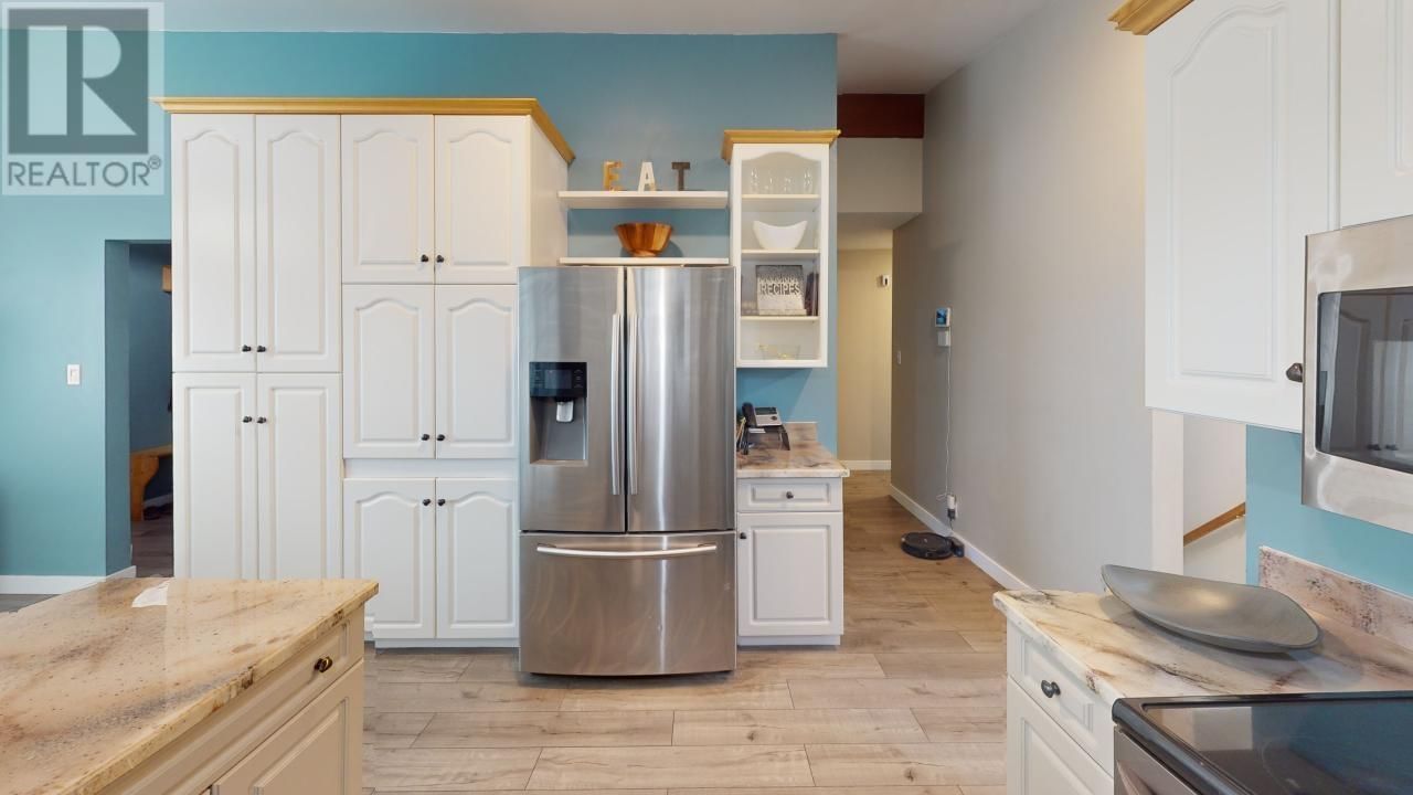 9308 112 AVENUE Image 23