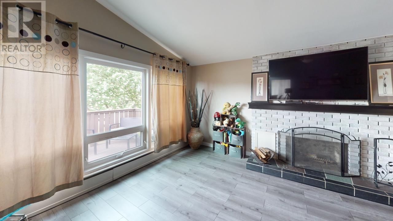 9308 112 AVENUE Image 7