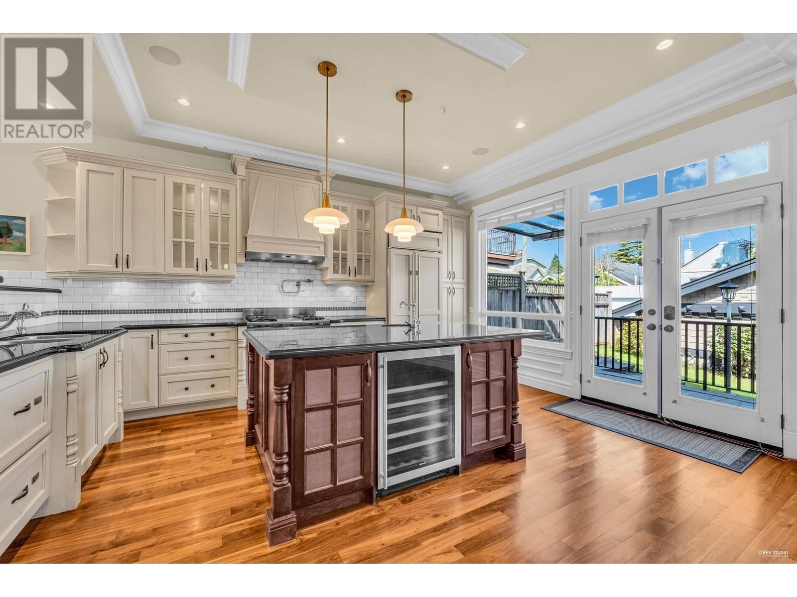 4541 W 5TH AVENUE Image 11