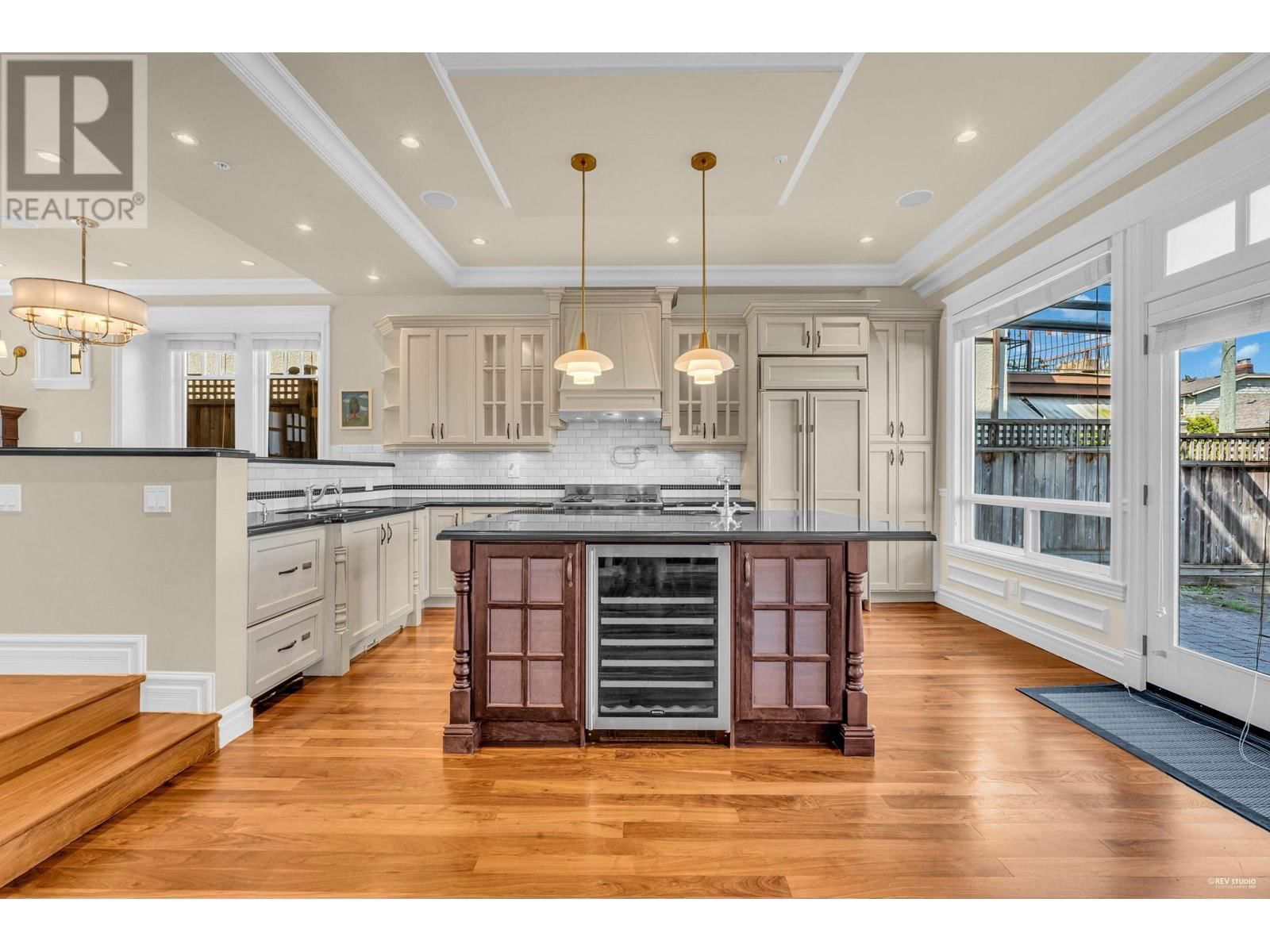 4541 W 5TH AVENUE Image 13