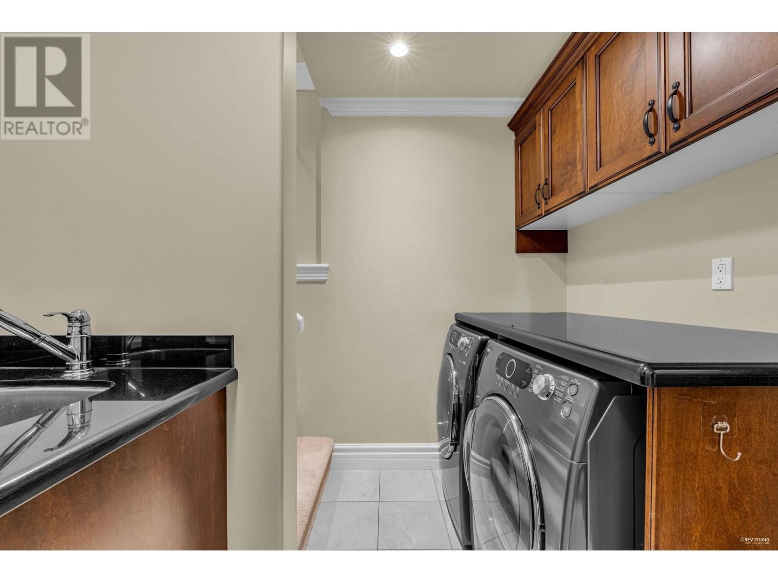 4541 W 5TH AVENUE Image 32