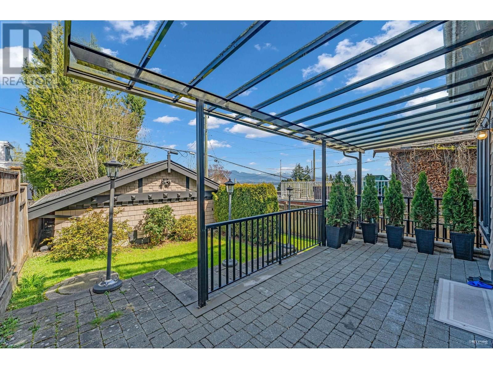 4541 W 5TH AVENUE Image 34