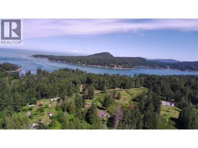 556 BLUFF Road | Galiano Island British Columbia | Slide Image Five