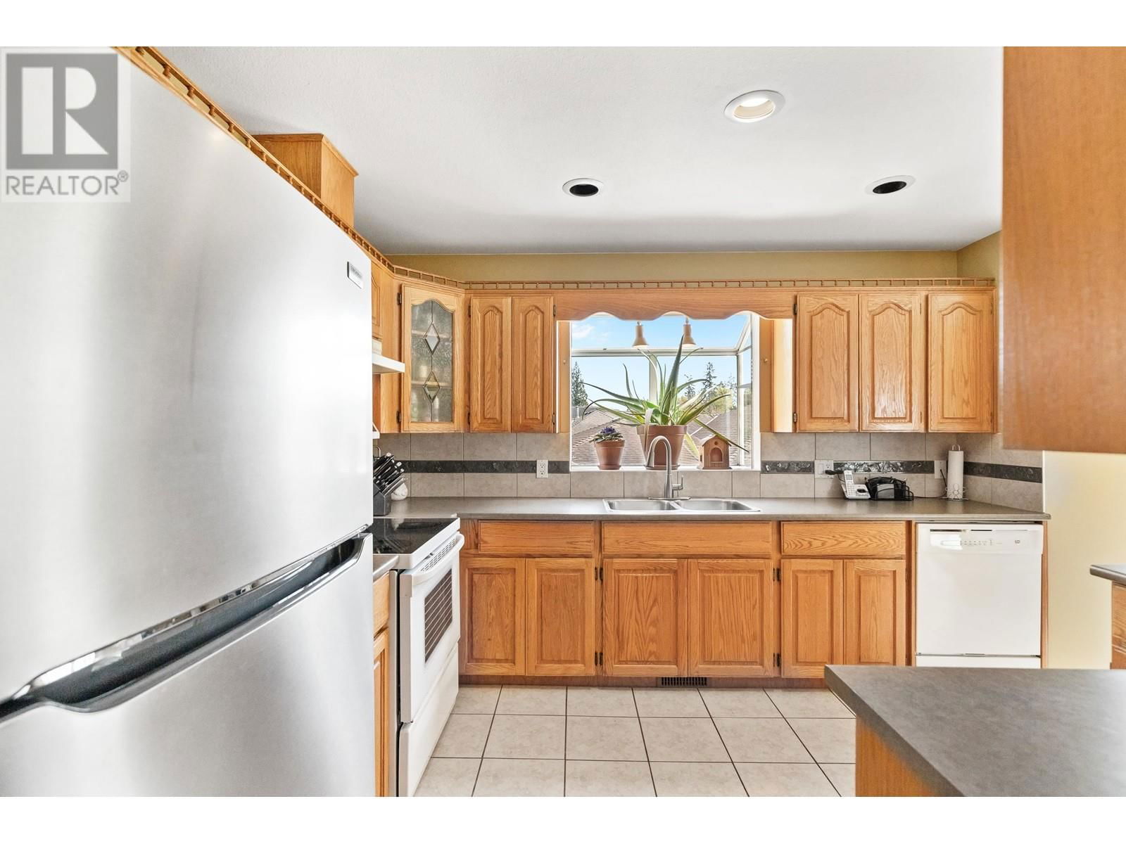 23460 108B AVENUE Image 12