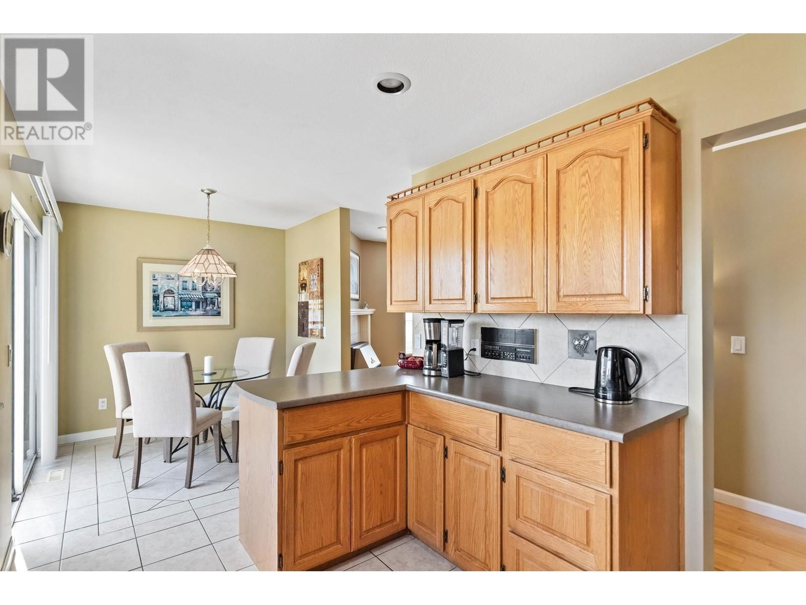 23460 108B AVENUE Image 13