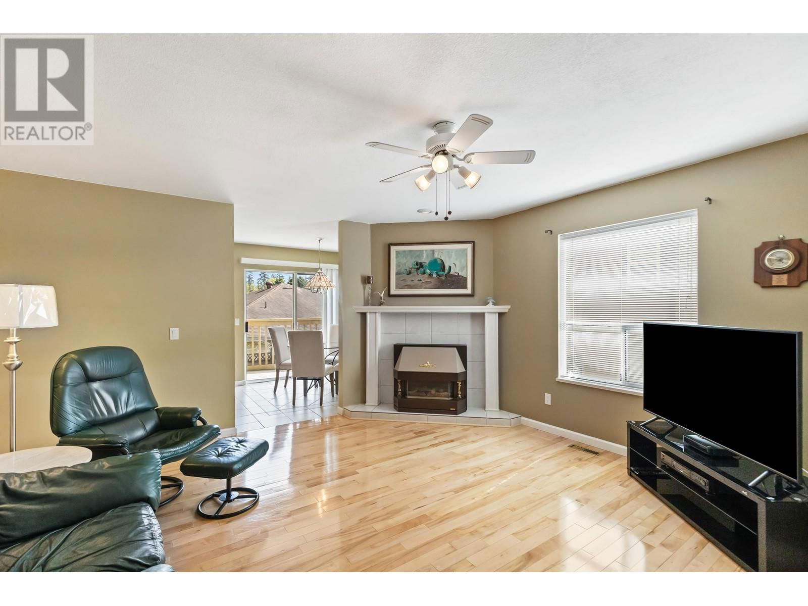 23460 108B AVENUE Image 17
