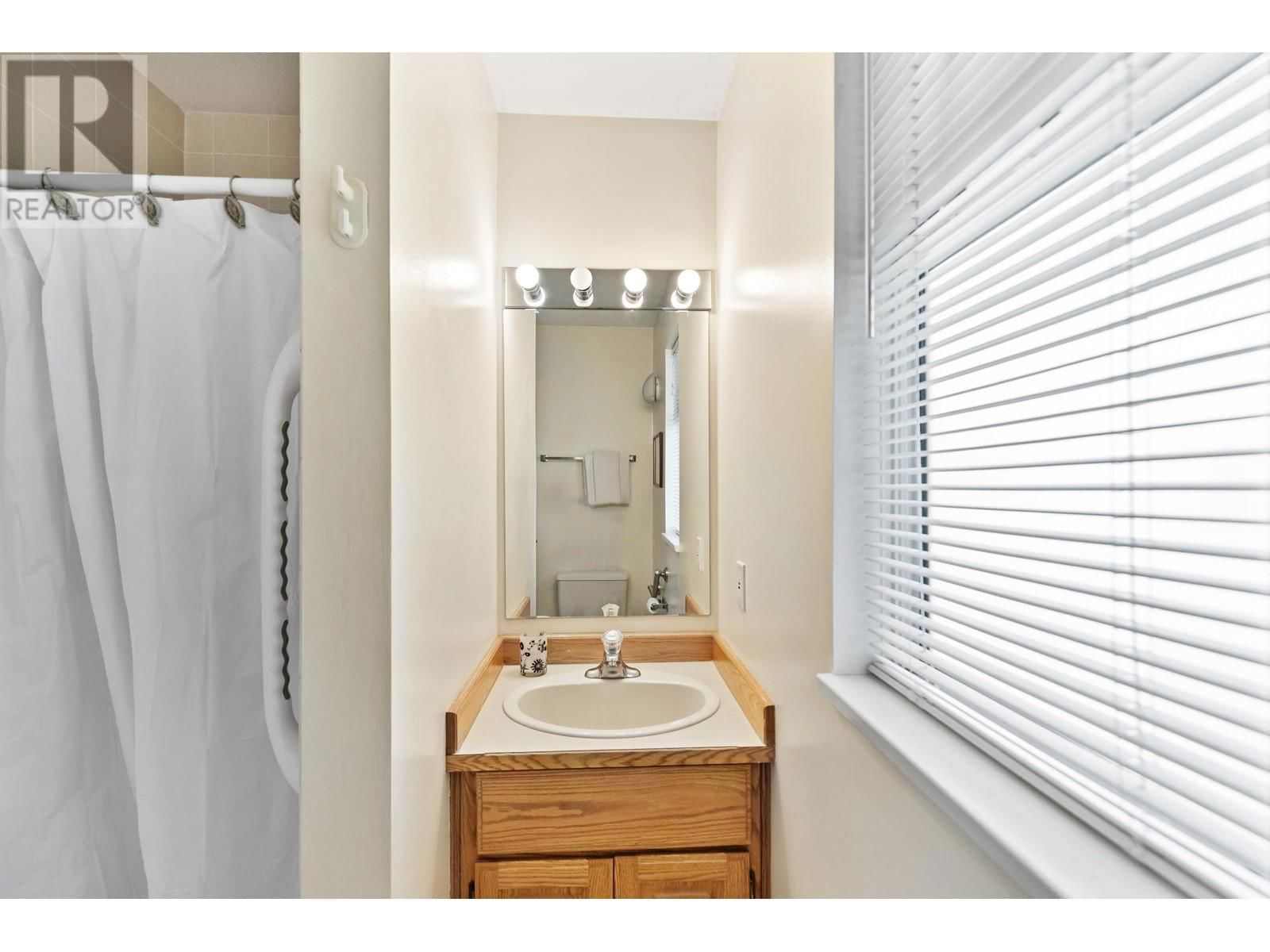 23460 108B AVENUE Image 19