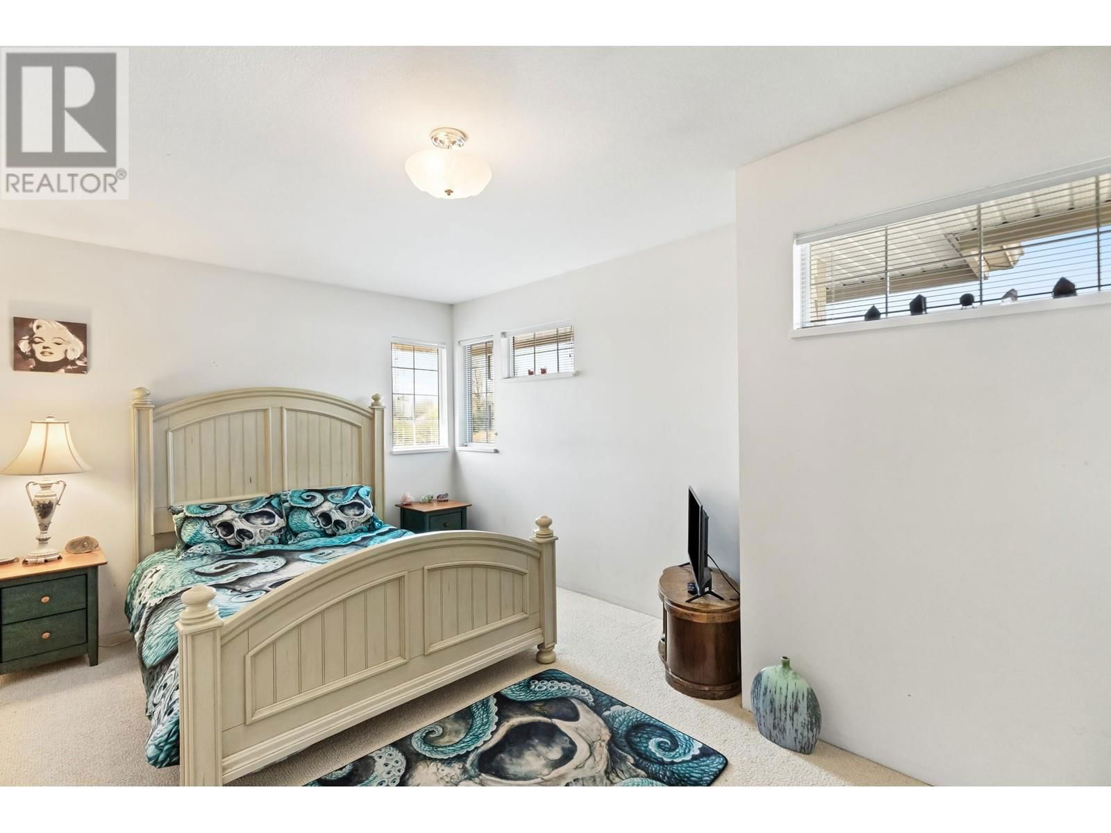 23460 108B AVENUE Image 24