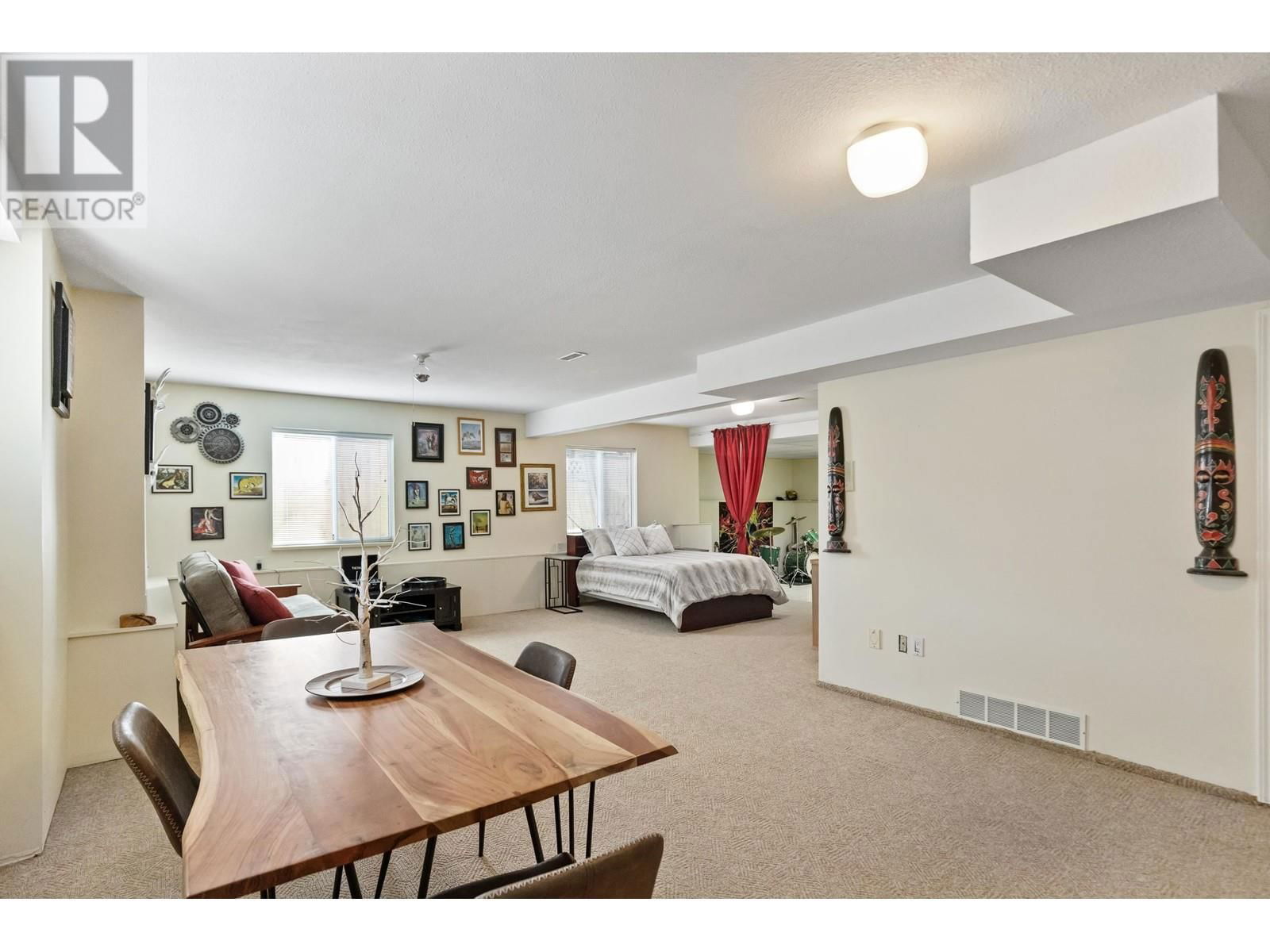 23460 108B AVENUE Image 26