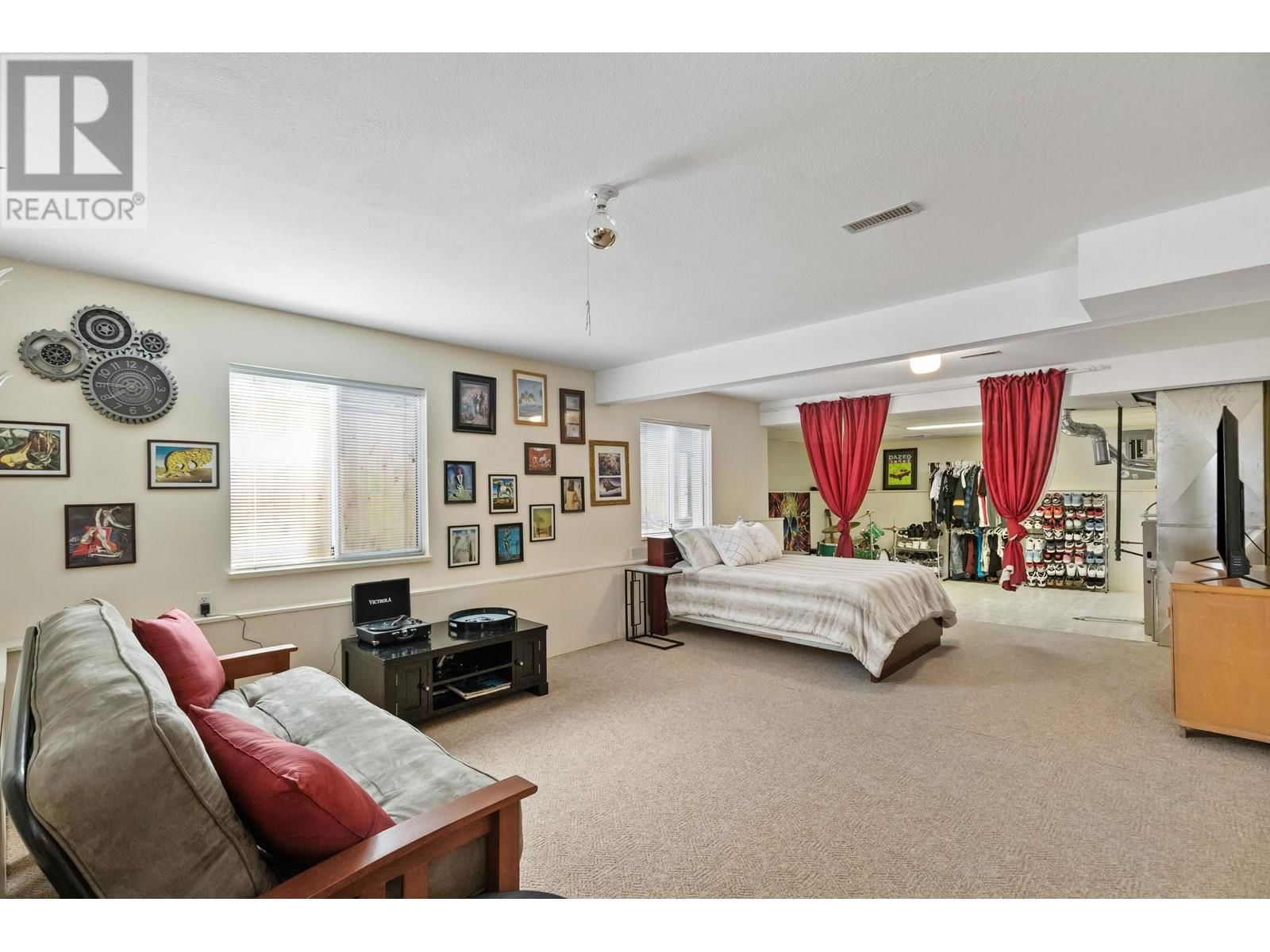 23460 108B AVENUE Image 27