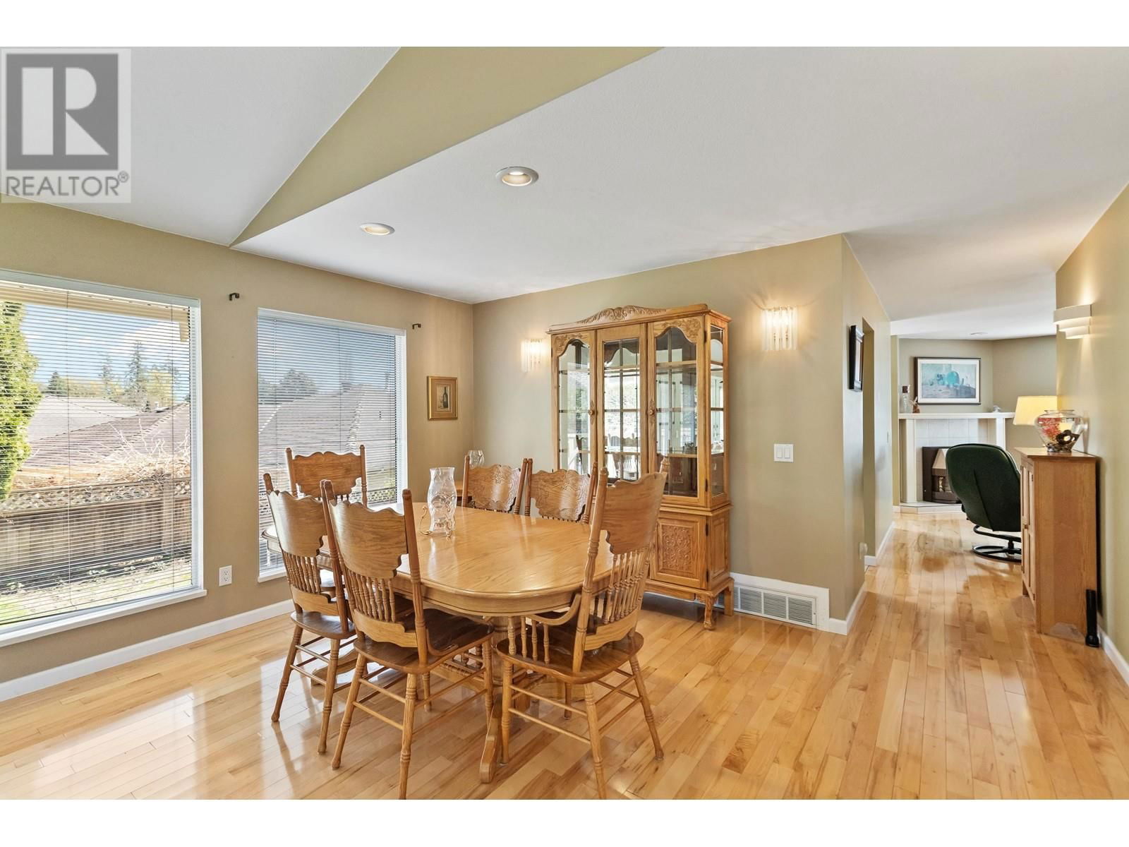 23460 108B AVENUE Image 7