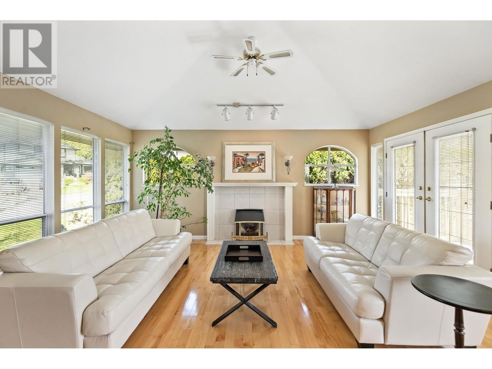 23460 108B AVENUE Image 9