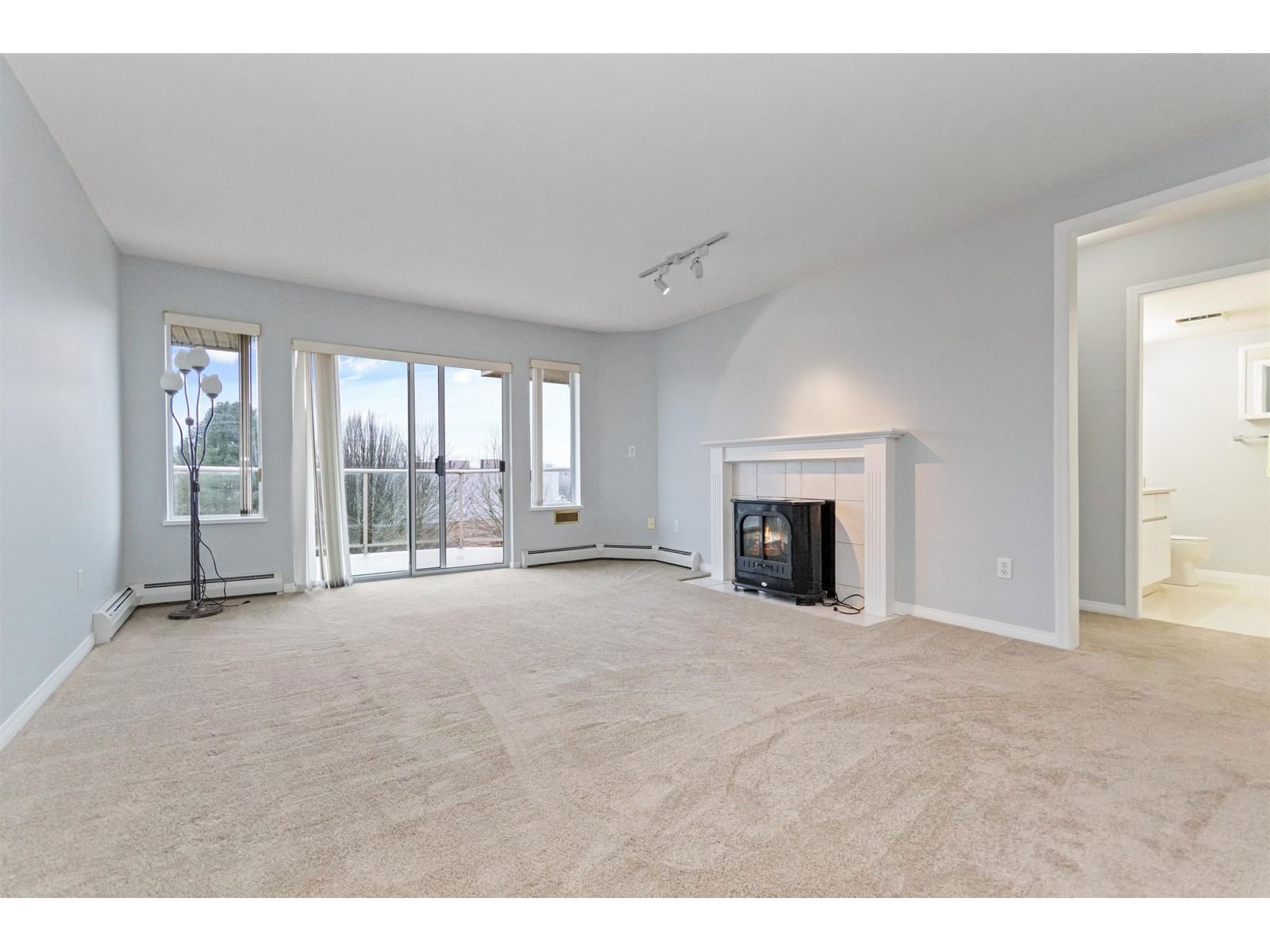 313 - 7685 AMBER DRIVE Image 14