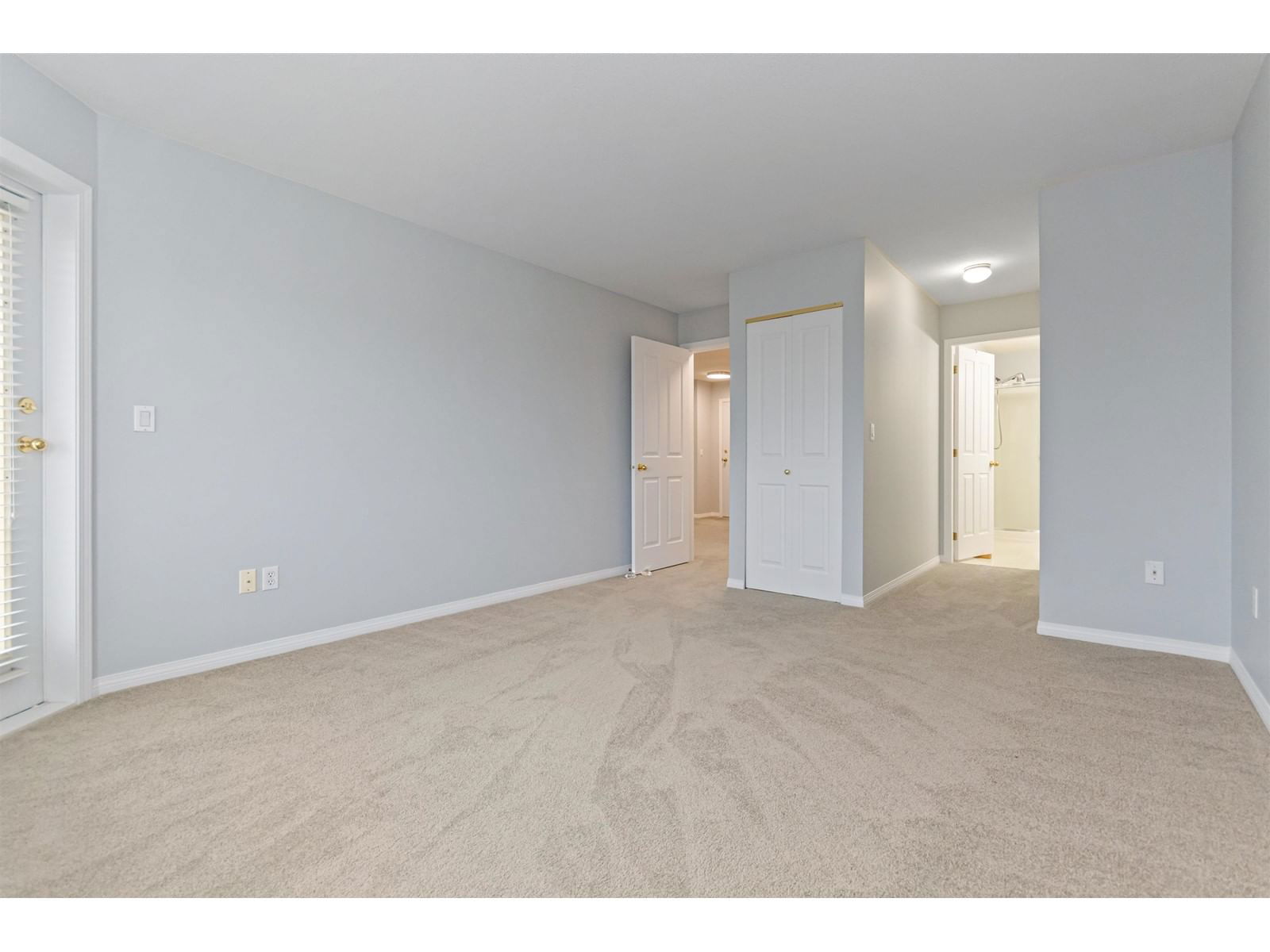 313 - 7685 AMBER DRIVE Image 19