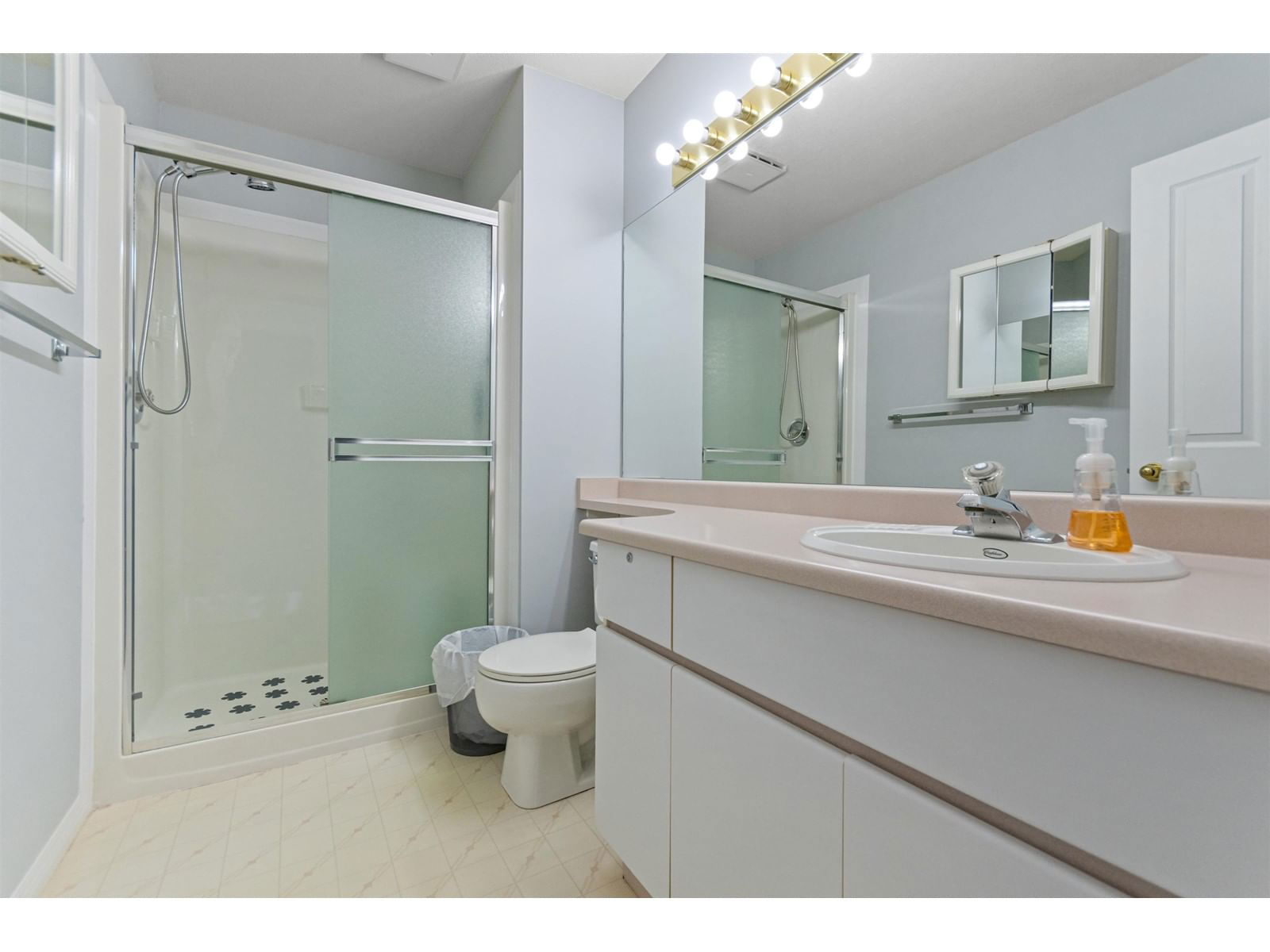 313 - 7685 AMBER DRIVE Image 22
