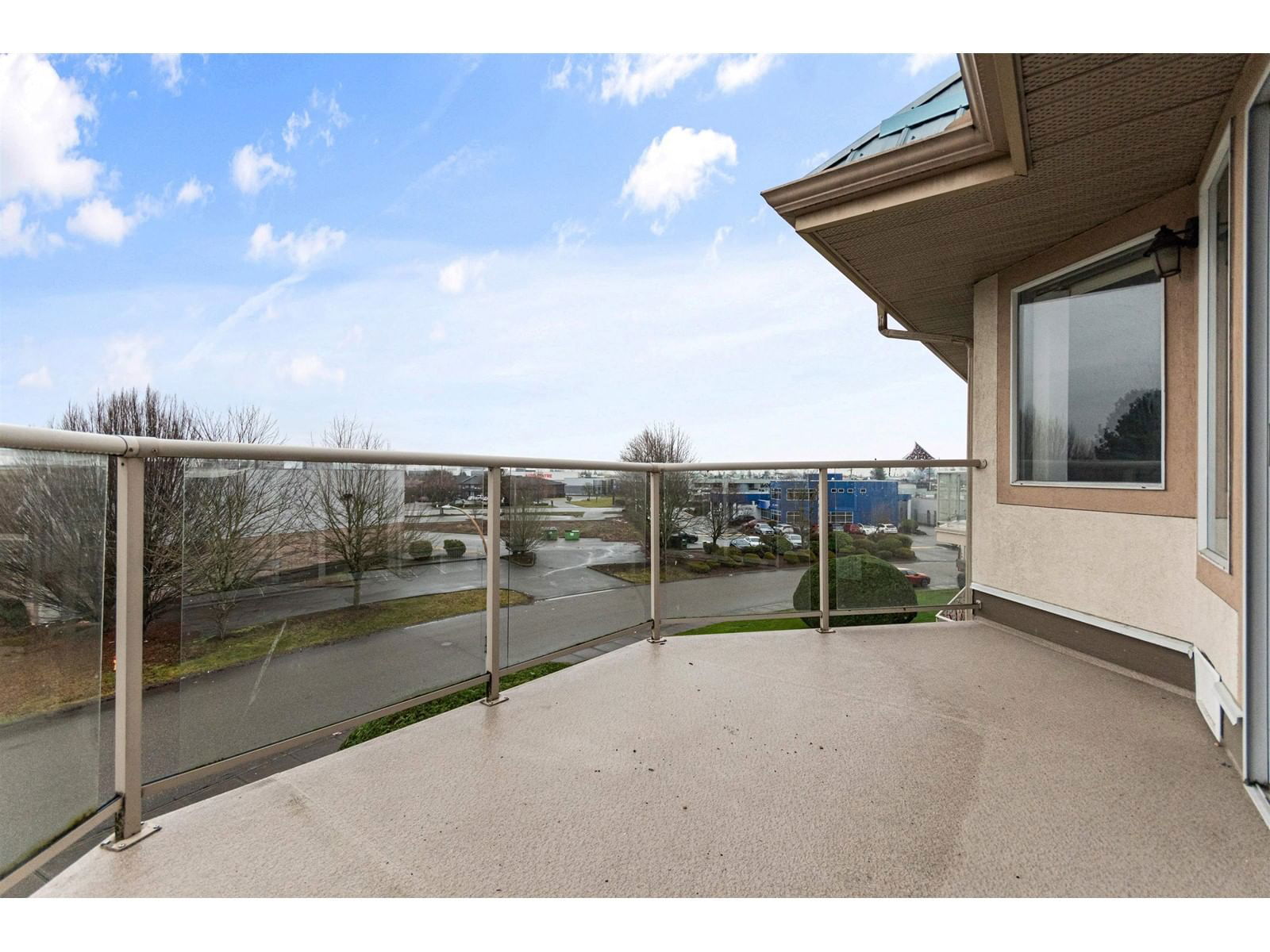 313 - 7685 AMBER DRIVE Image 28