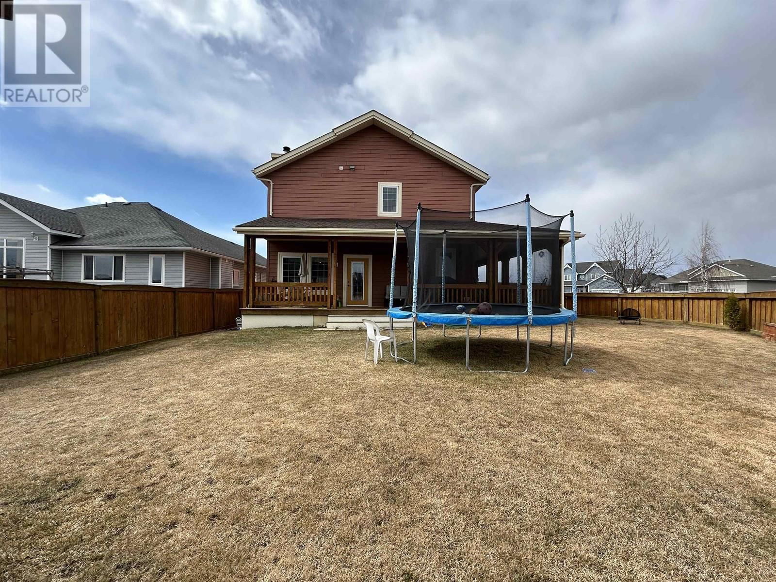 8815 111 AVENUE Image 39
