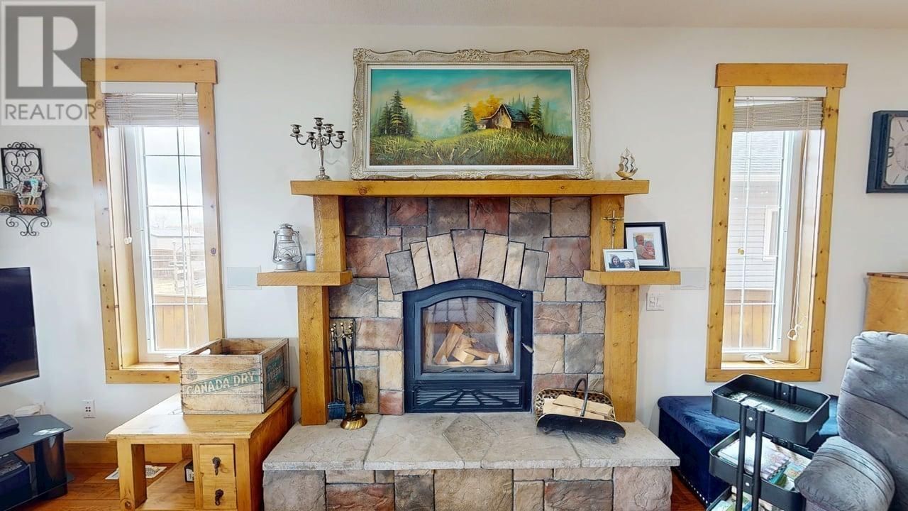 8815 111 AVENUE Image 7