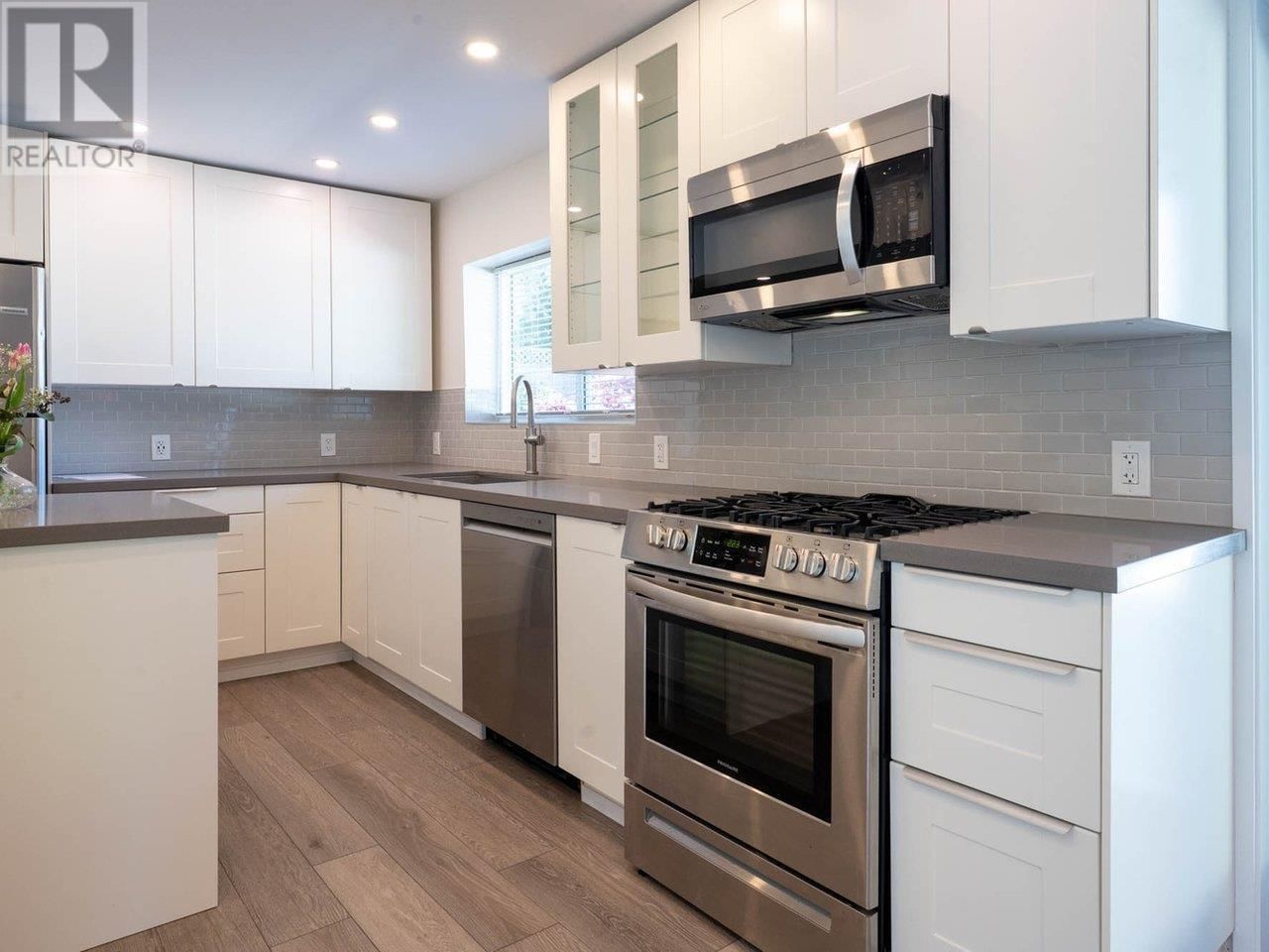 5379 RAWLINS CRESCENT Image 13