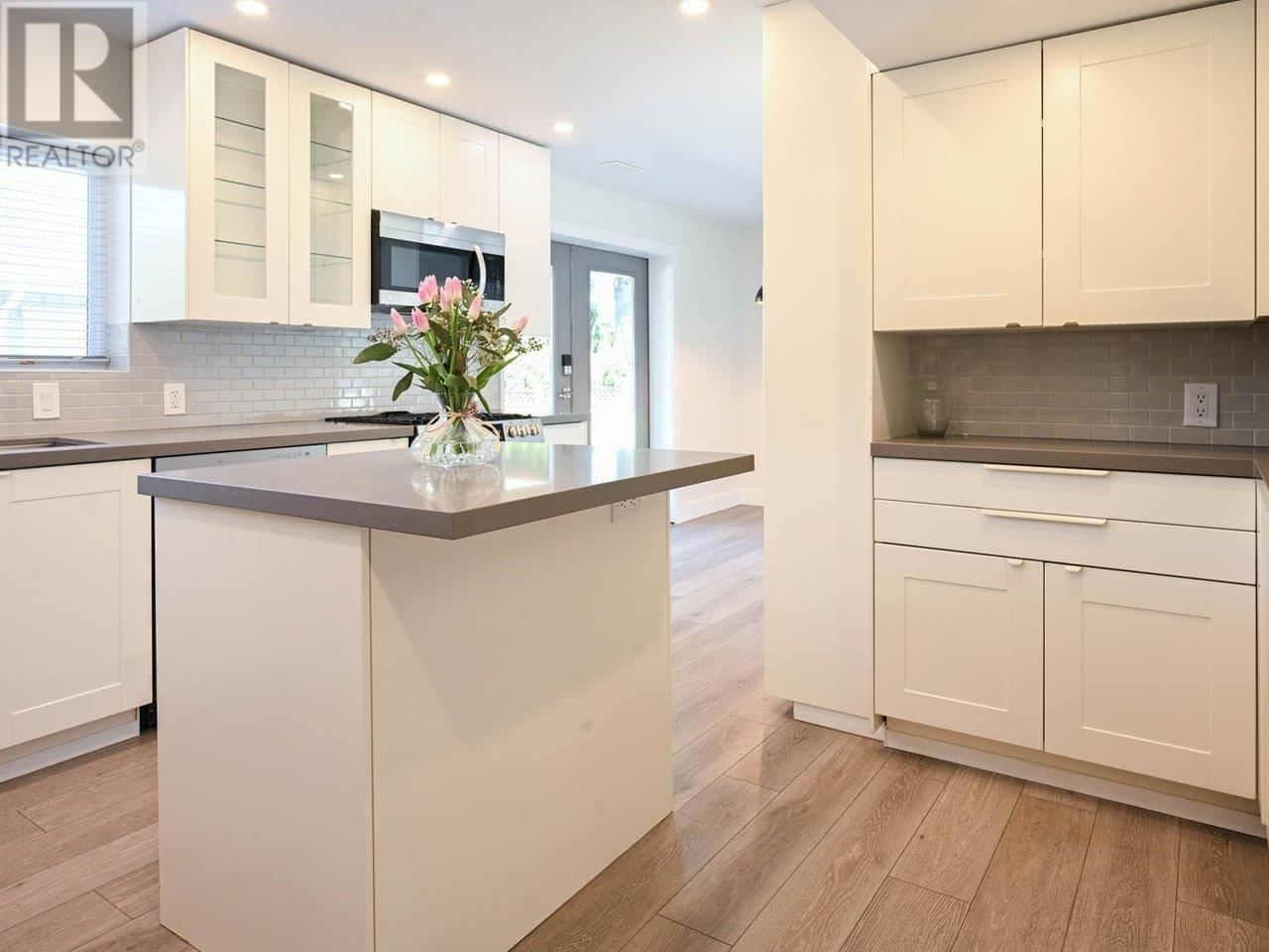 5379 RAWLINS CRESCENT Image 14