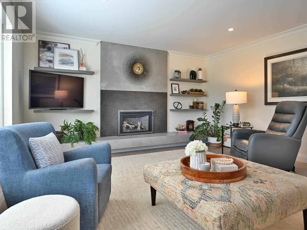 5379 RAWLINS CRESCENT Image 3