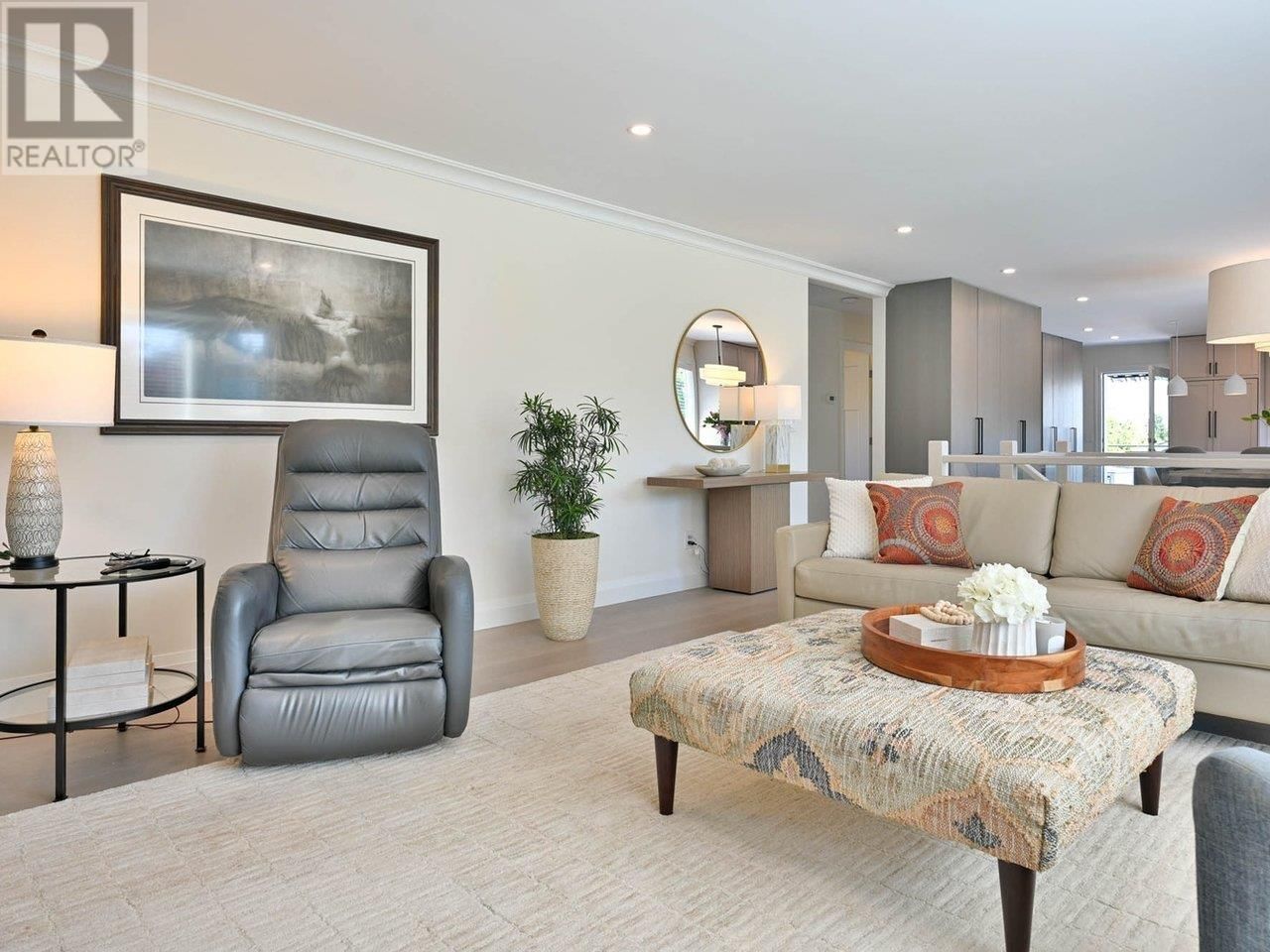 5379 RAWLINS CRESCENT Image 4
