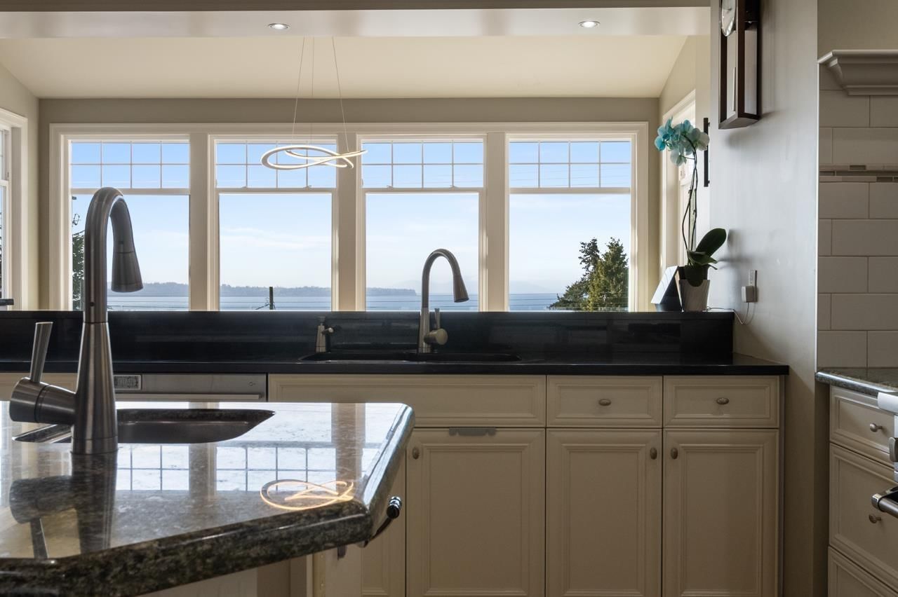 14213 MARINE Image 6