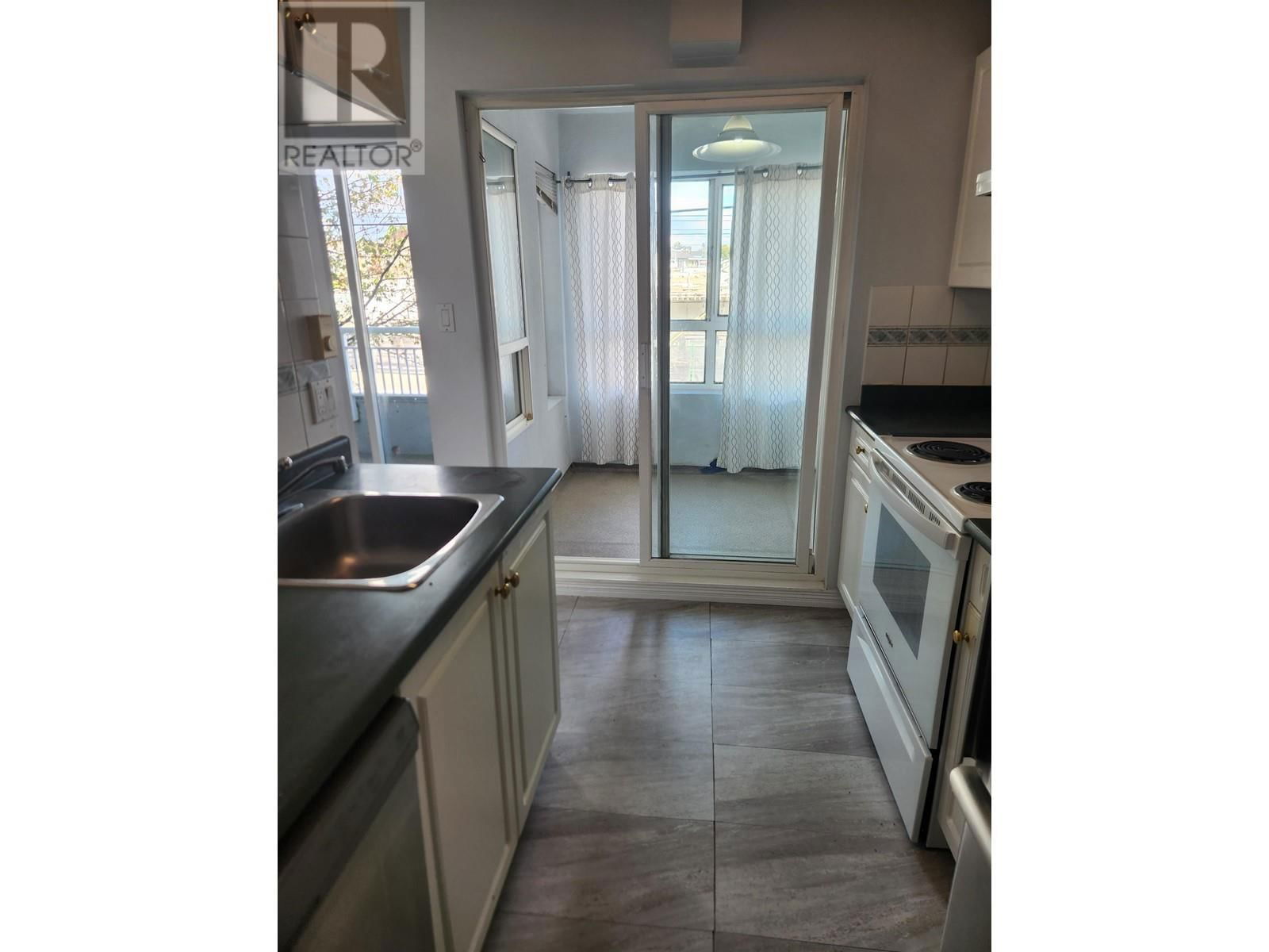 207 - 688 56TH AVENUE Image 6