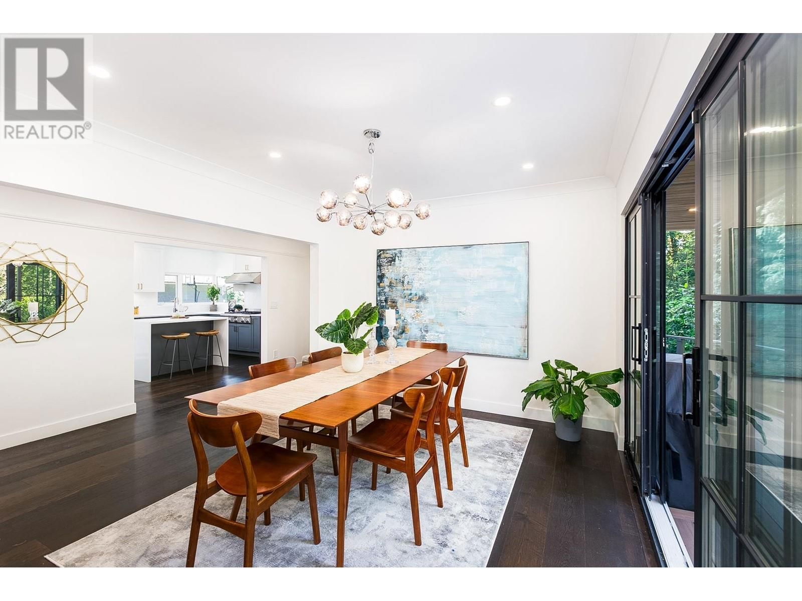 388 MULGRAVE PLACE Image 13