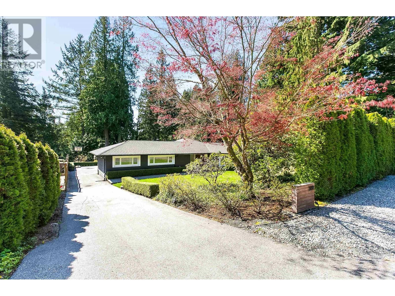 388 MULGRAVE PLACE Image 38