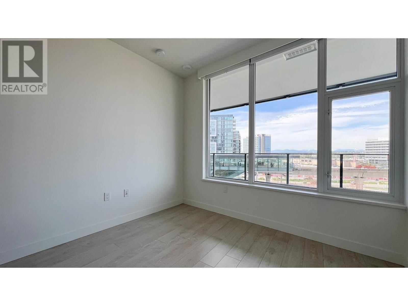 596 - 8671 HAZELBRIDGE WAY Image 17