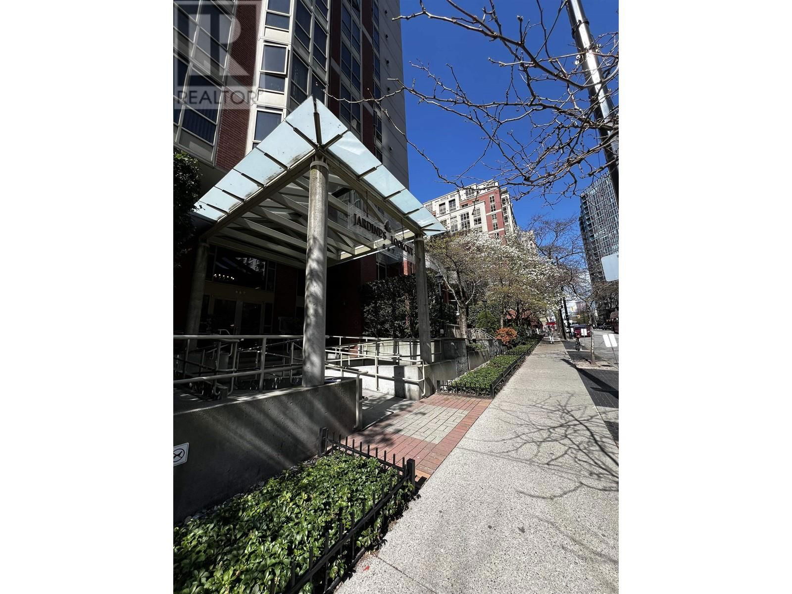 1803 - 867 HAMILTON STREET Image 14
