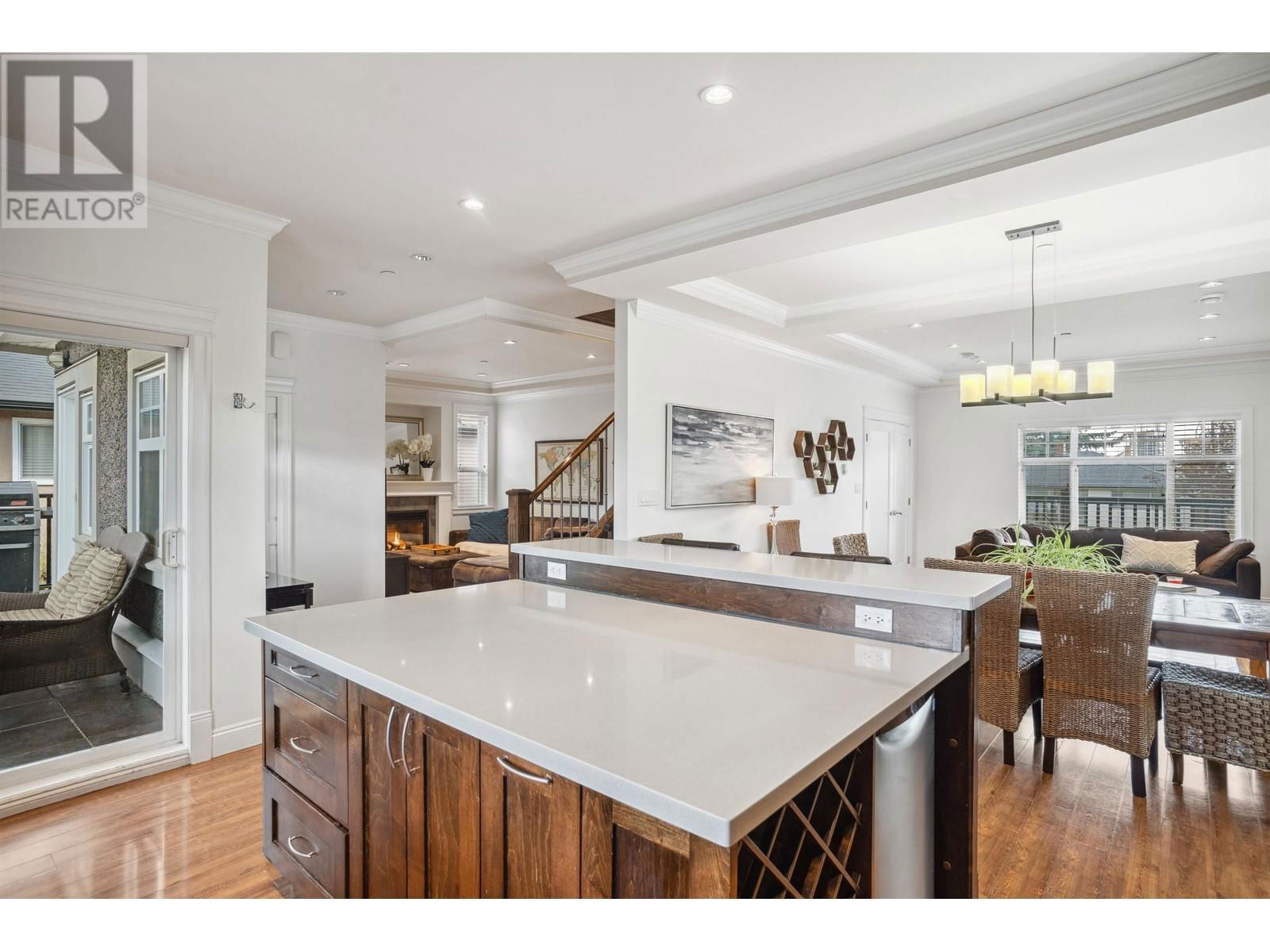 585 60TH AVENUE Image 11