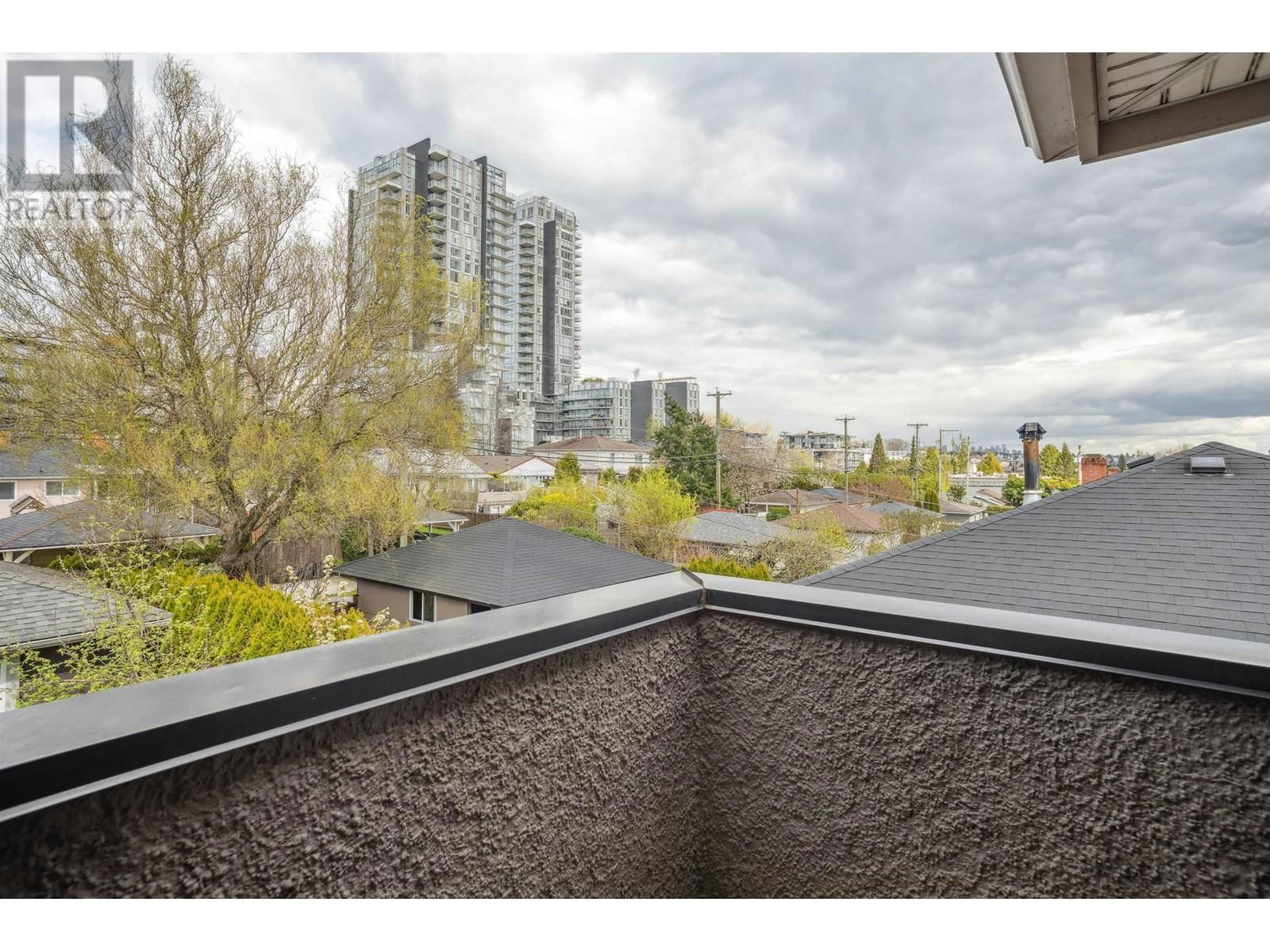 585 60TH AVENUE Image 17