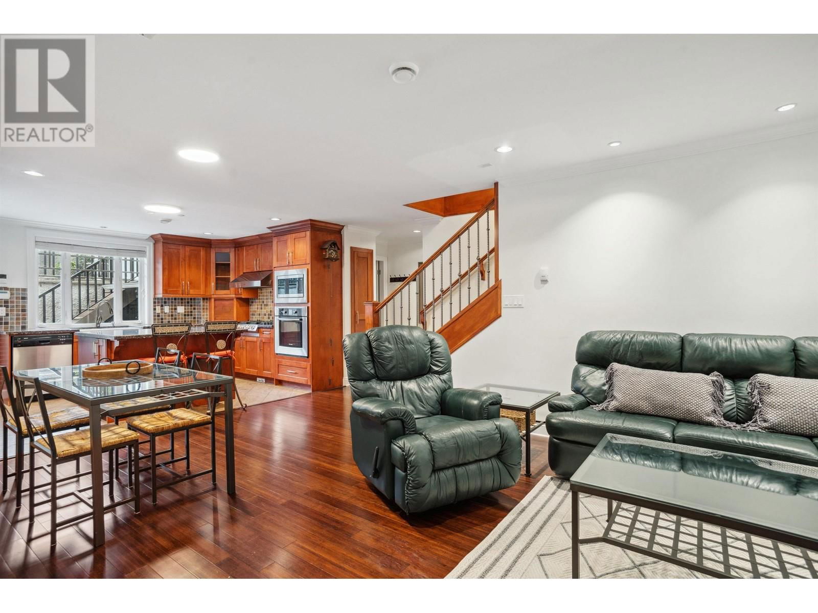 585 60TH AVENUE Image 21