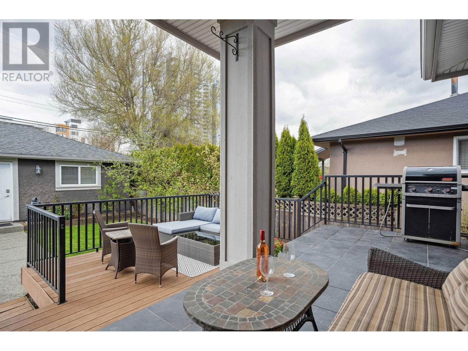 585 60TH AVENUE Image 31