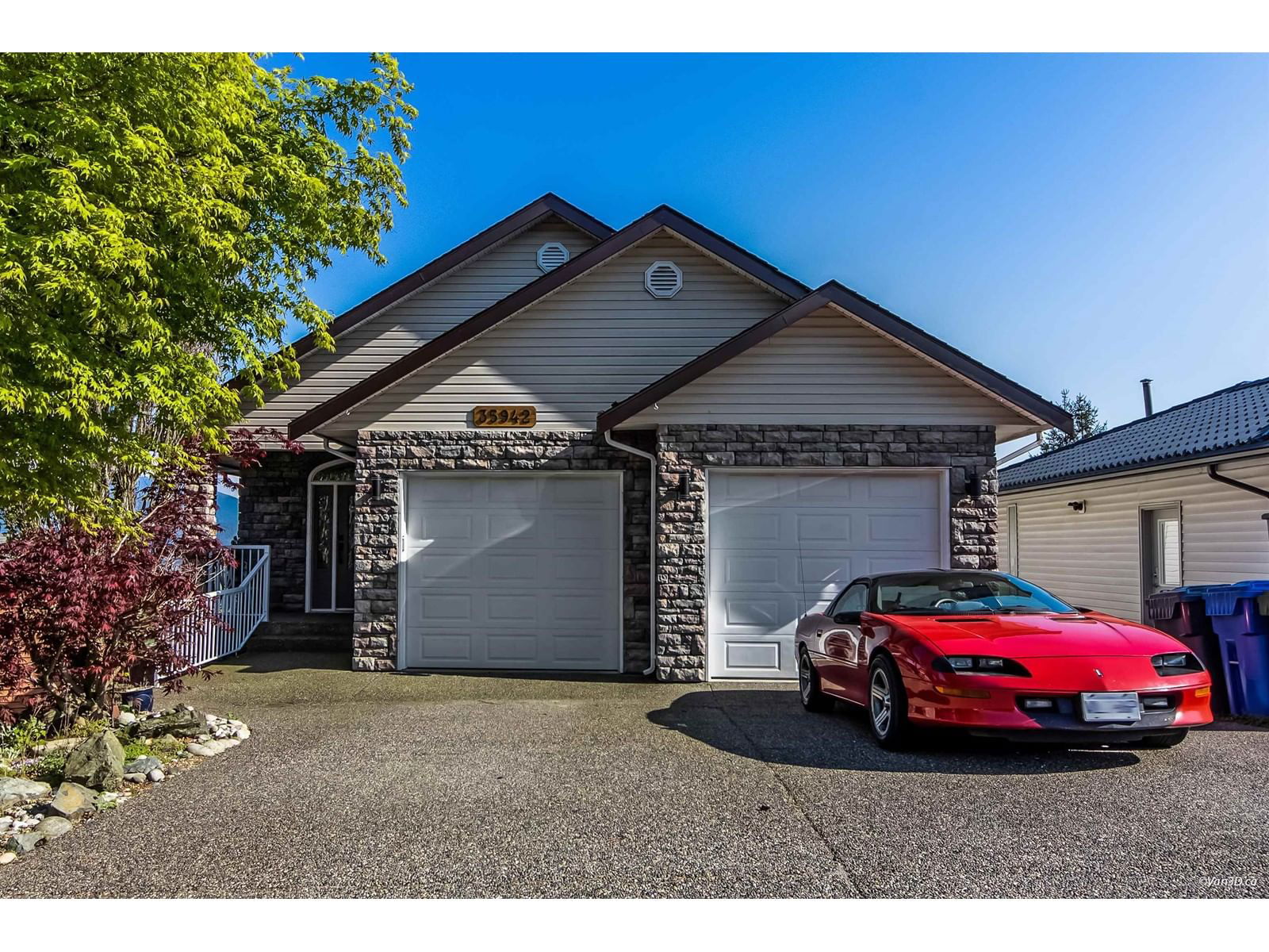 35942 EAGLECREST Image 24