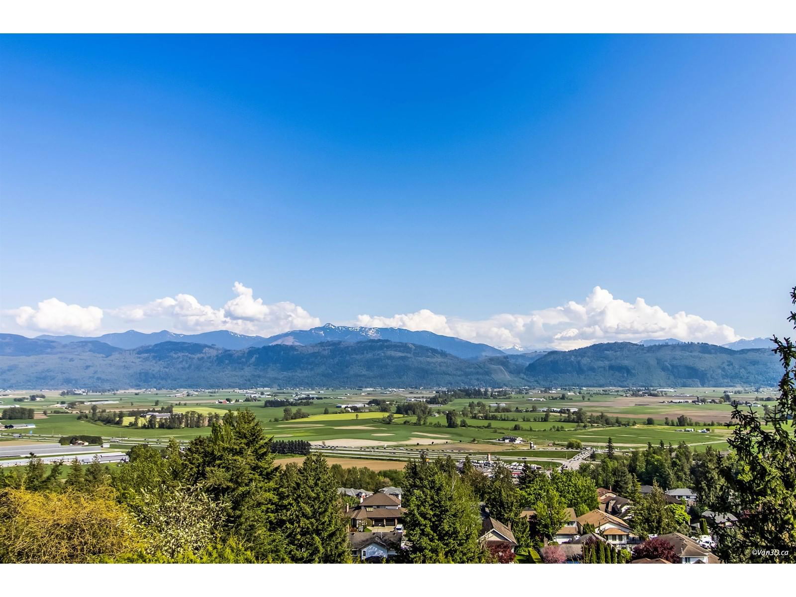 35942 EAGLECREST Image 36