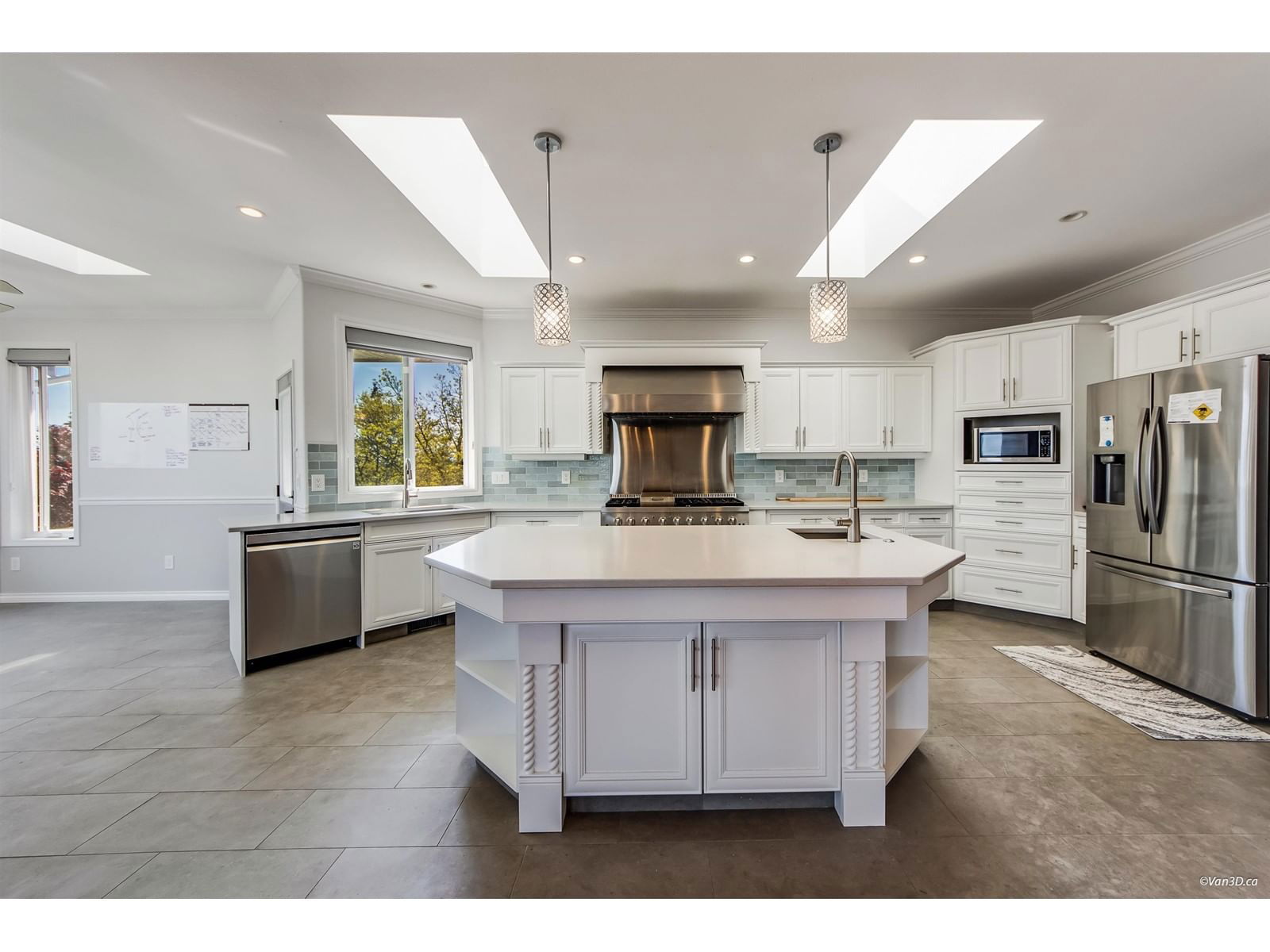 35942 EAGLECREST Image 7