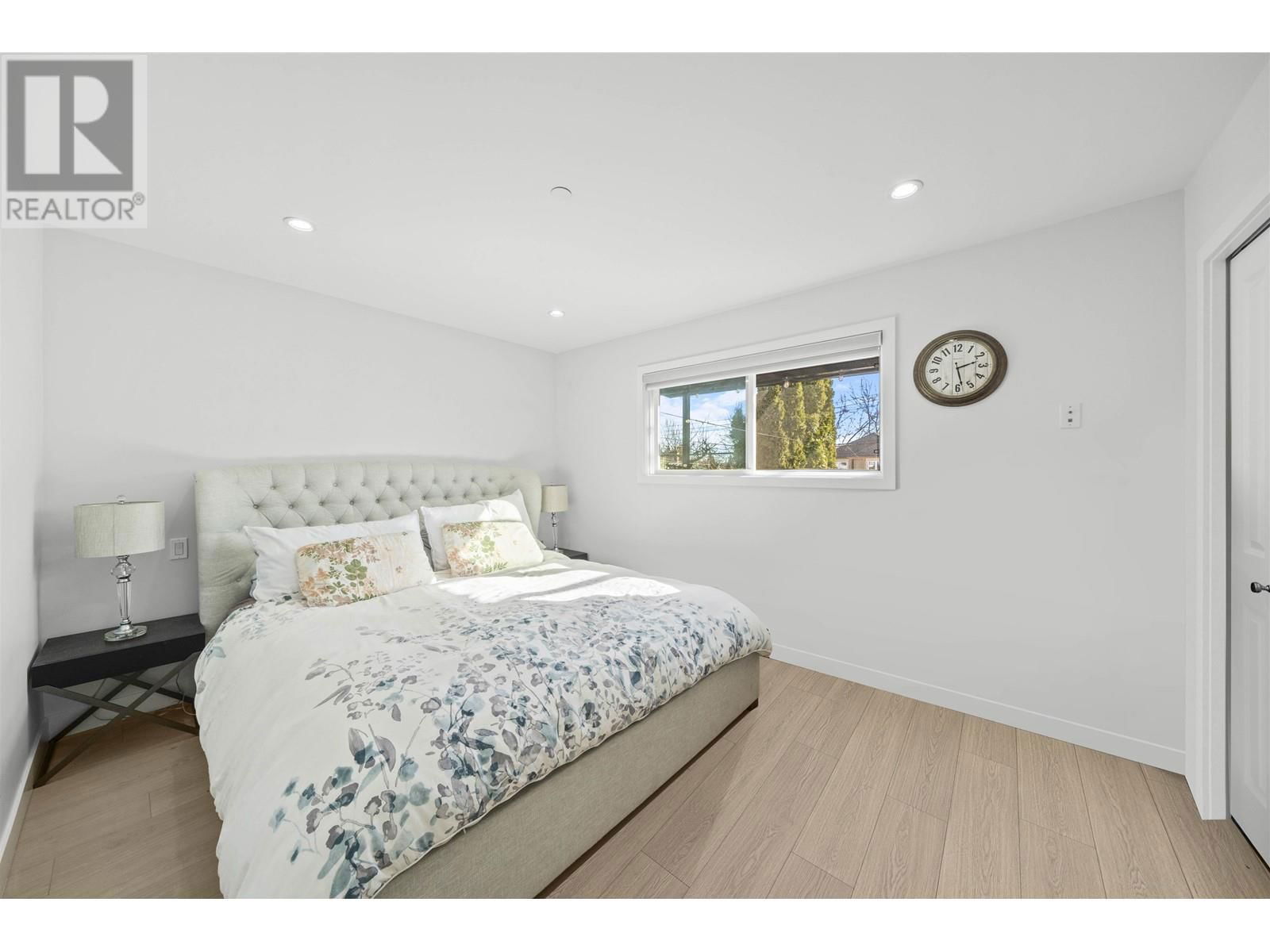870 59TH AVENUE Image 10