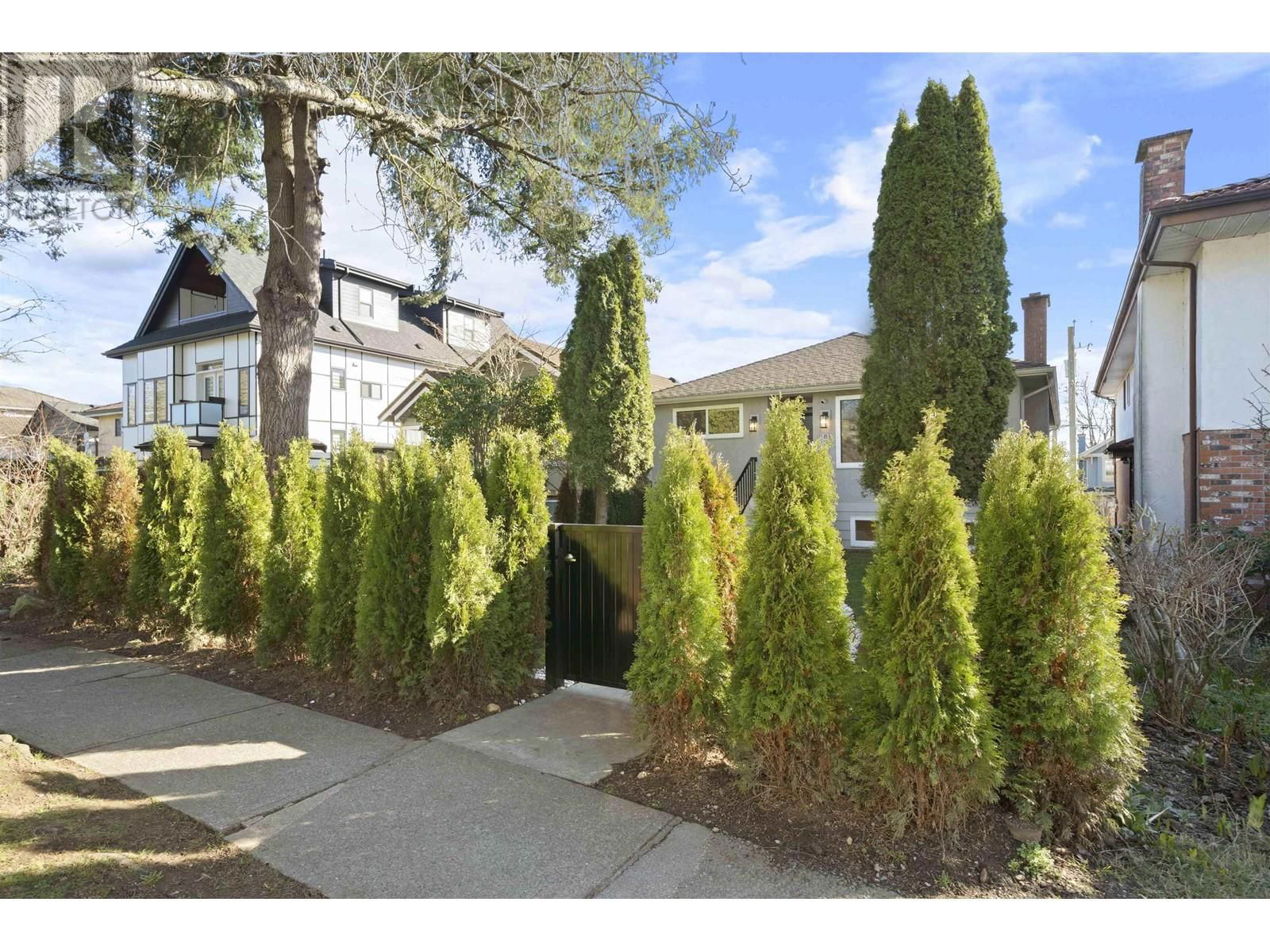870 59TH AVENUE Image 29
