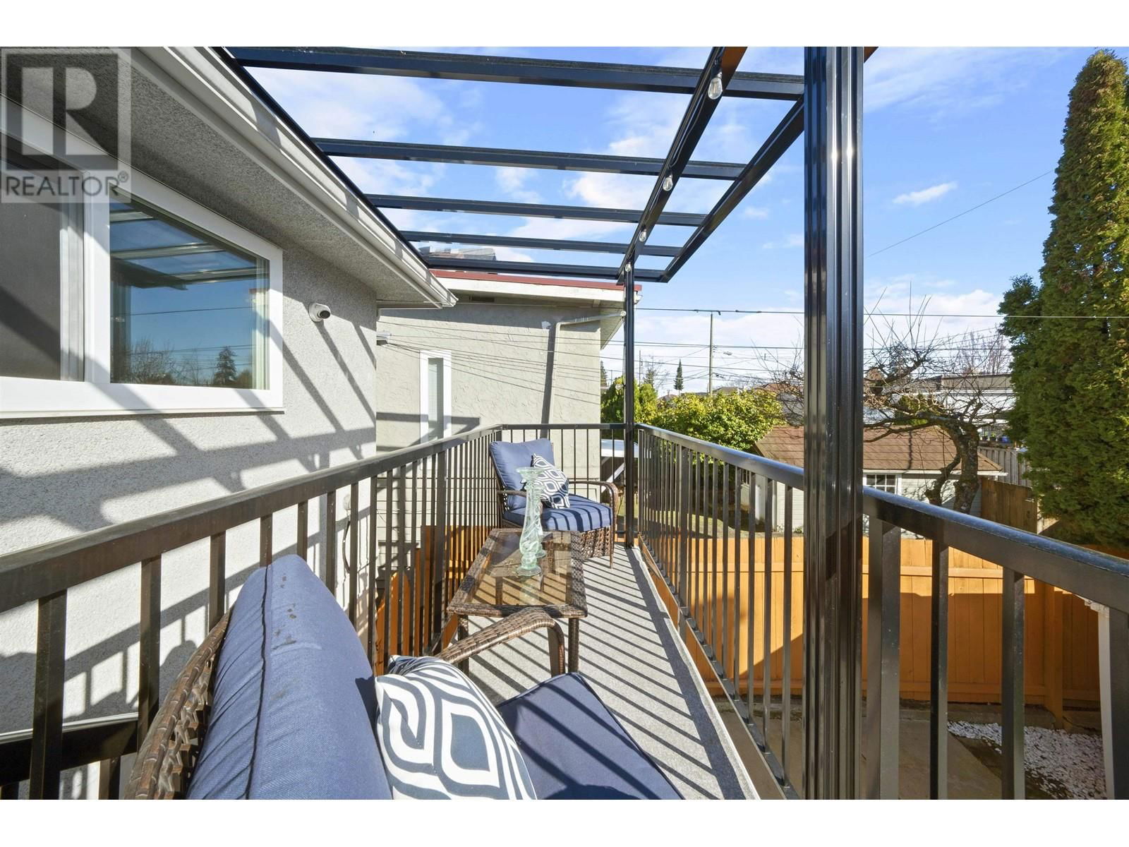 870 59TH AVENUE Image 30