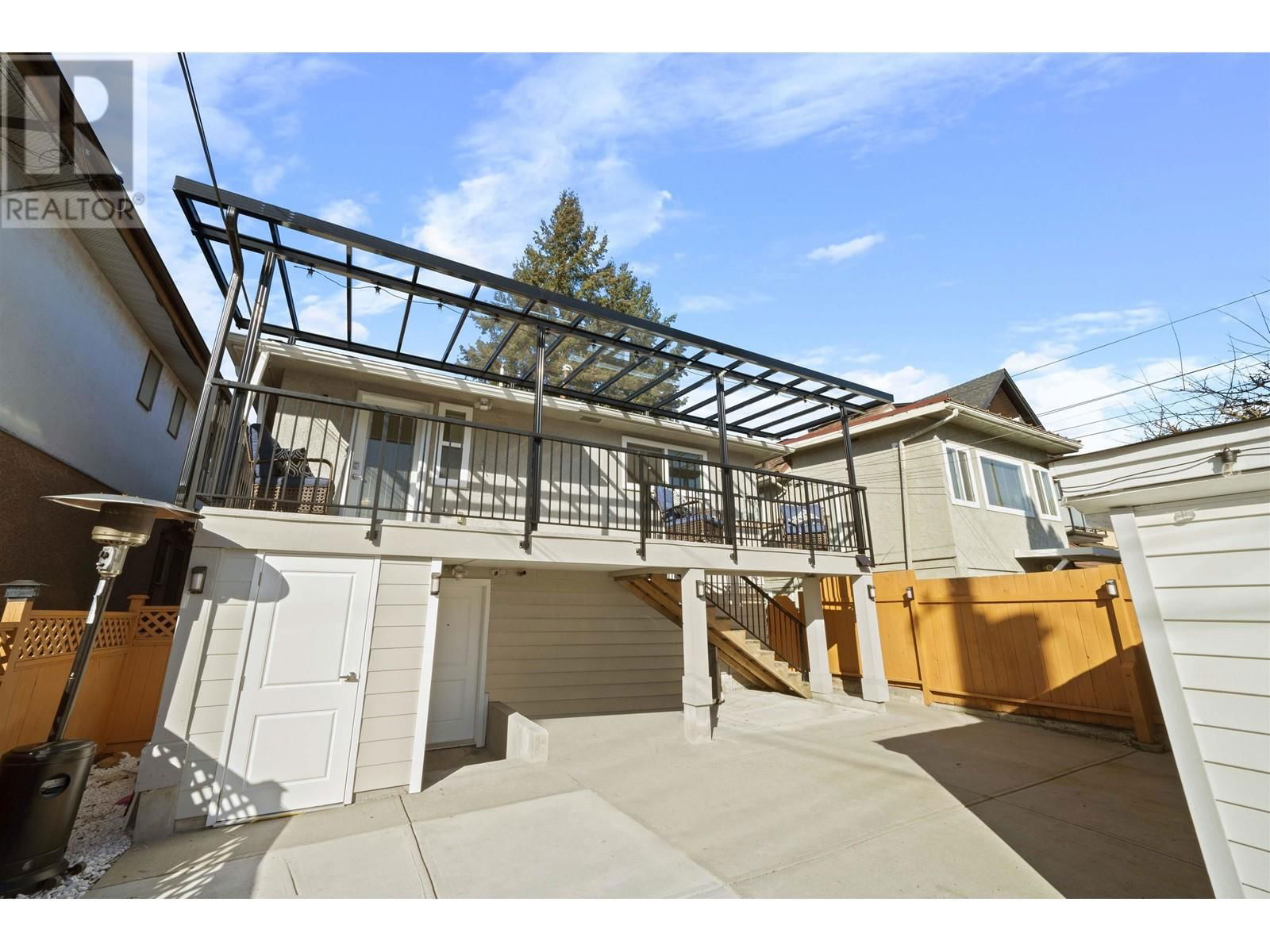 870 59TH AVENUE Image 35