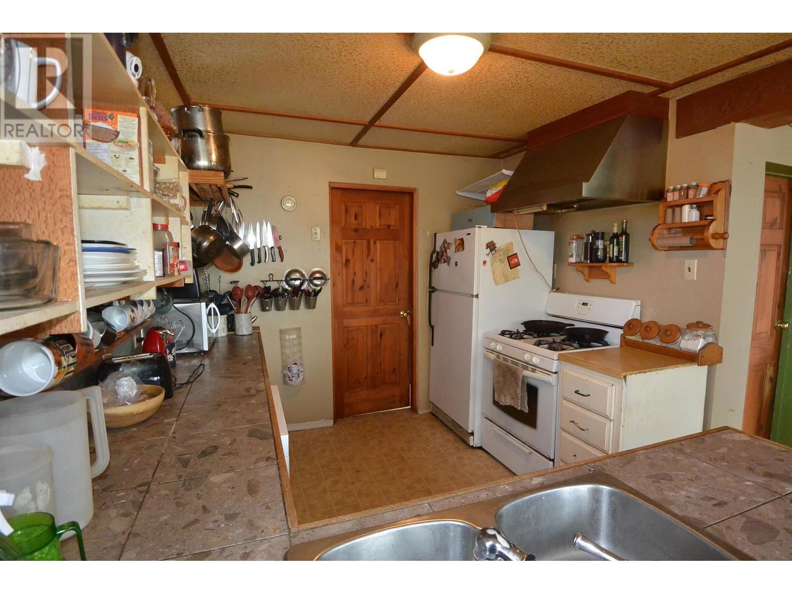 3305 ALFRED AVENUE Image 16