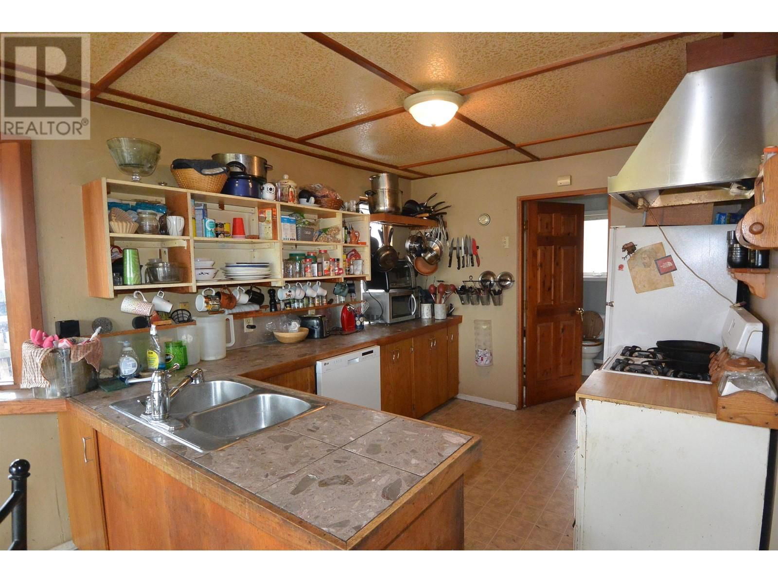 3305 ALFRED AVENUE Image 9