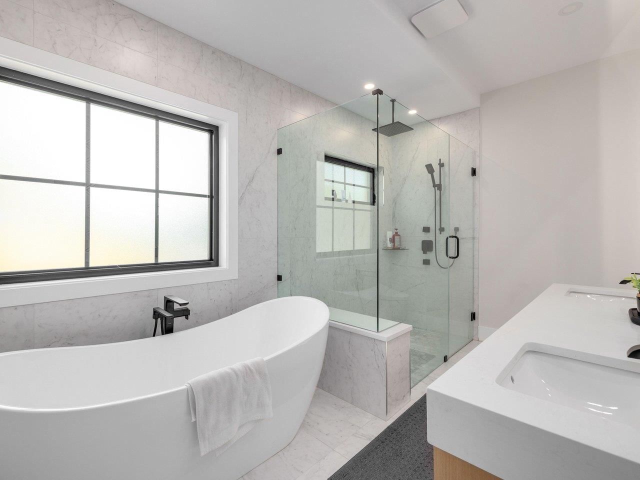 2388 129A Image 16