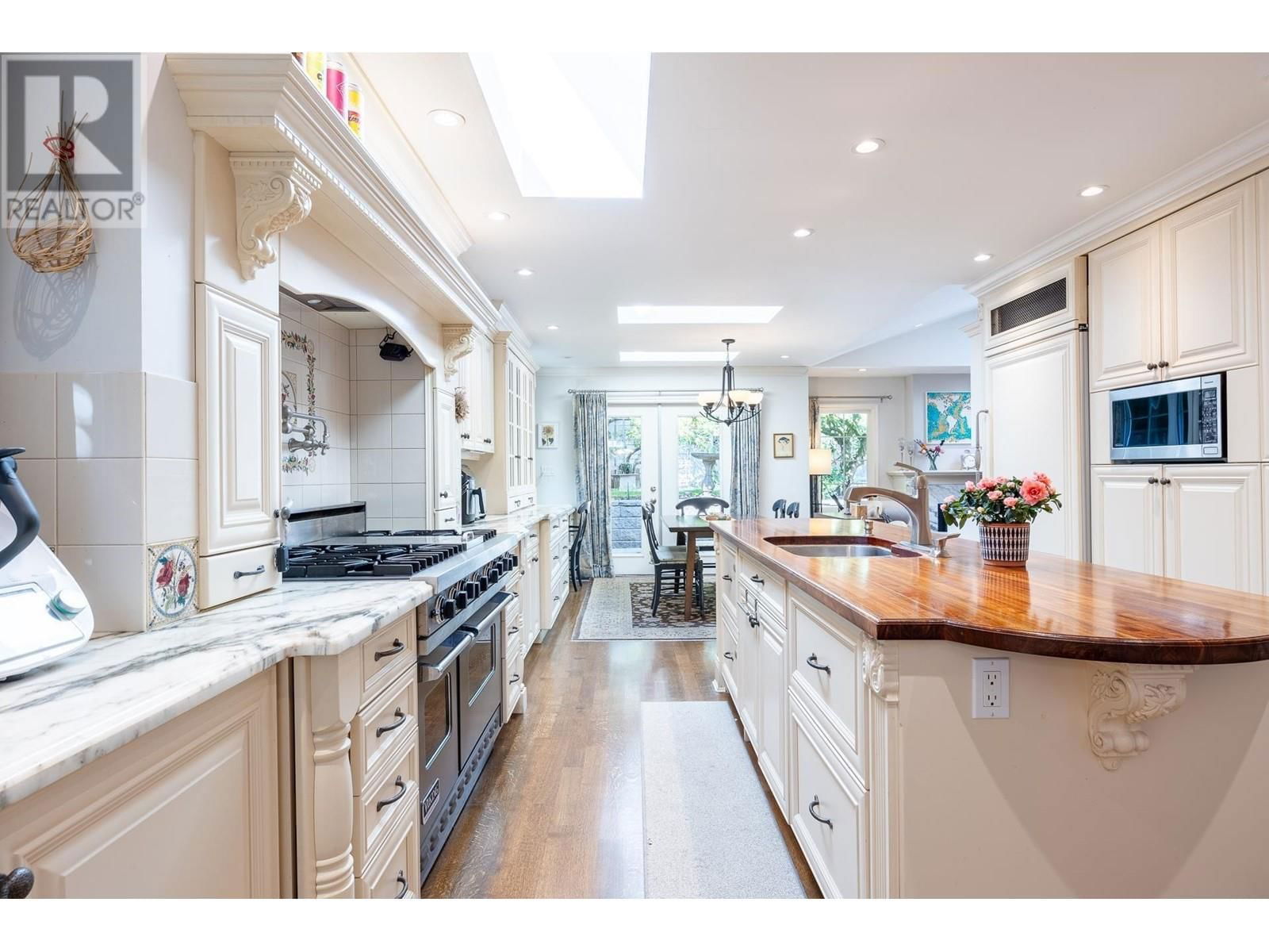 539 NEWCROFT PLACE Image 15