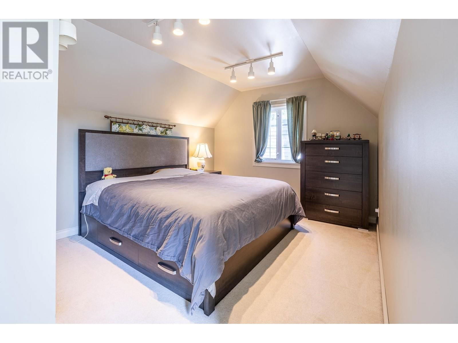 539 NEWCROFT PLACE Image 29