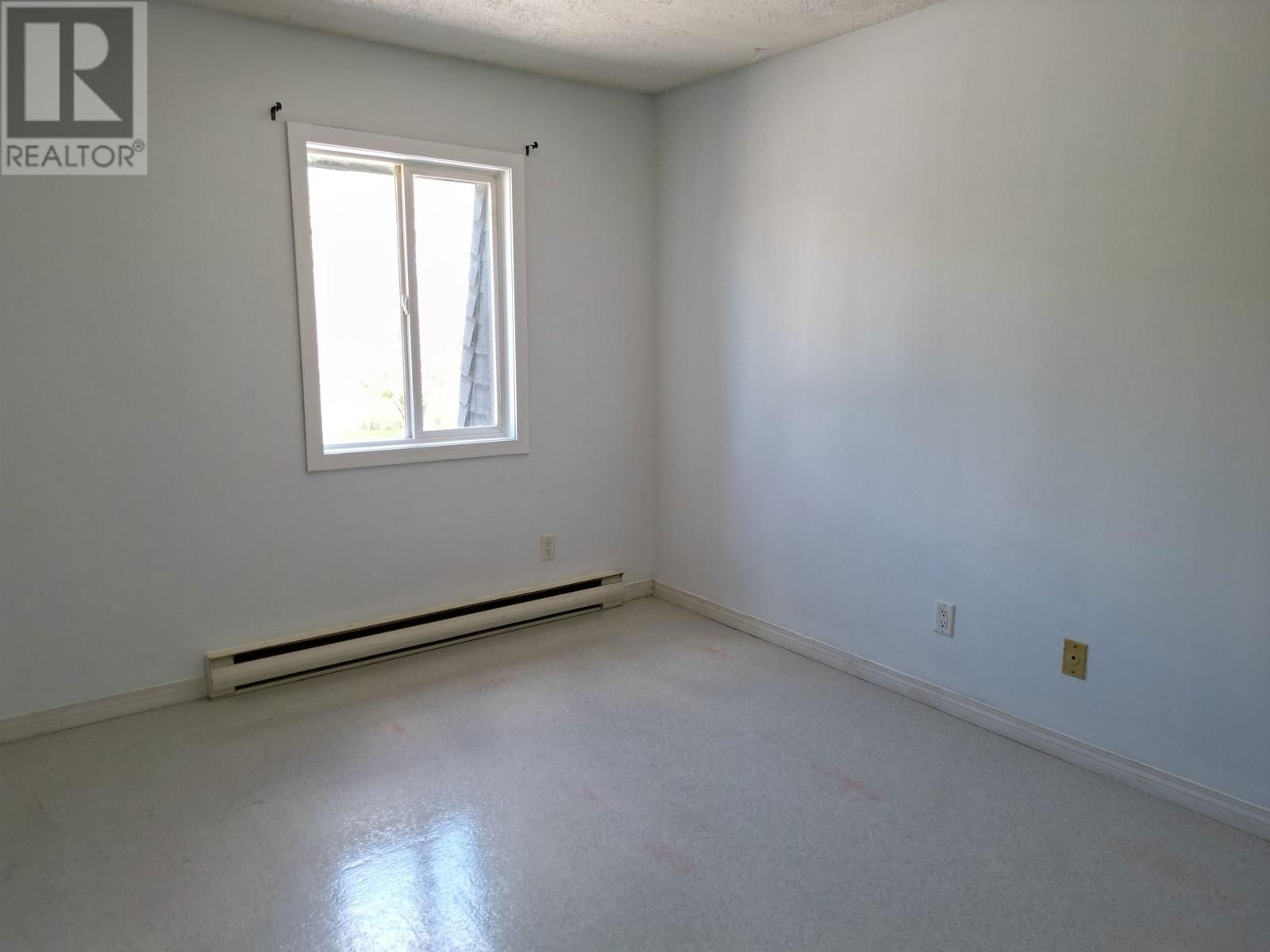 60 - 605 CARSON DRIVE Image 16